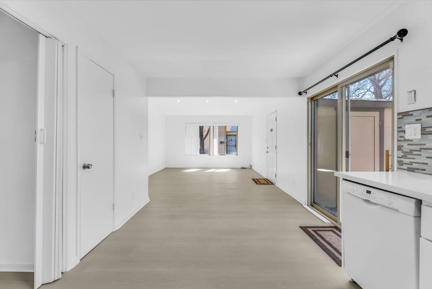 27836 Hummingbird Court