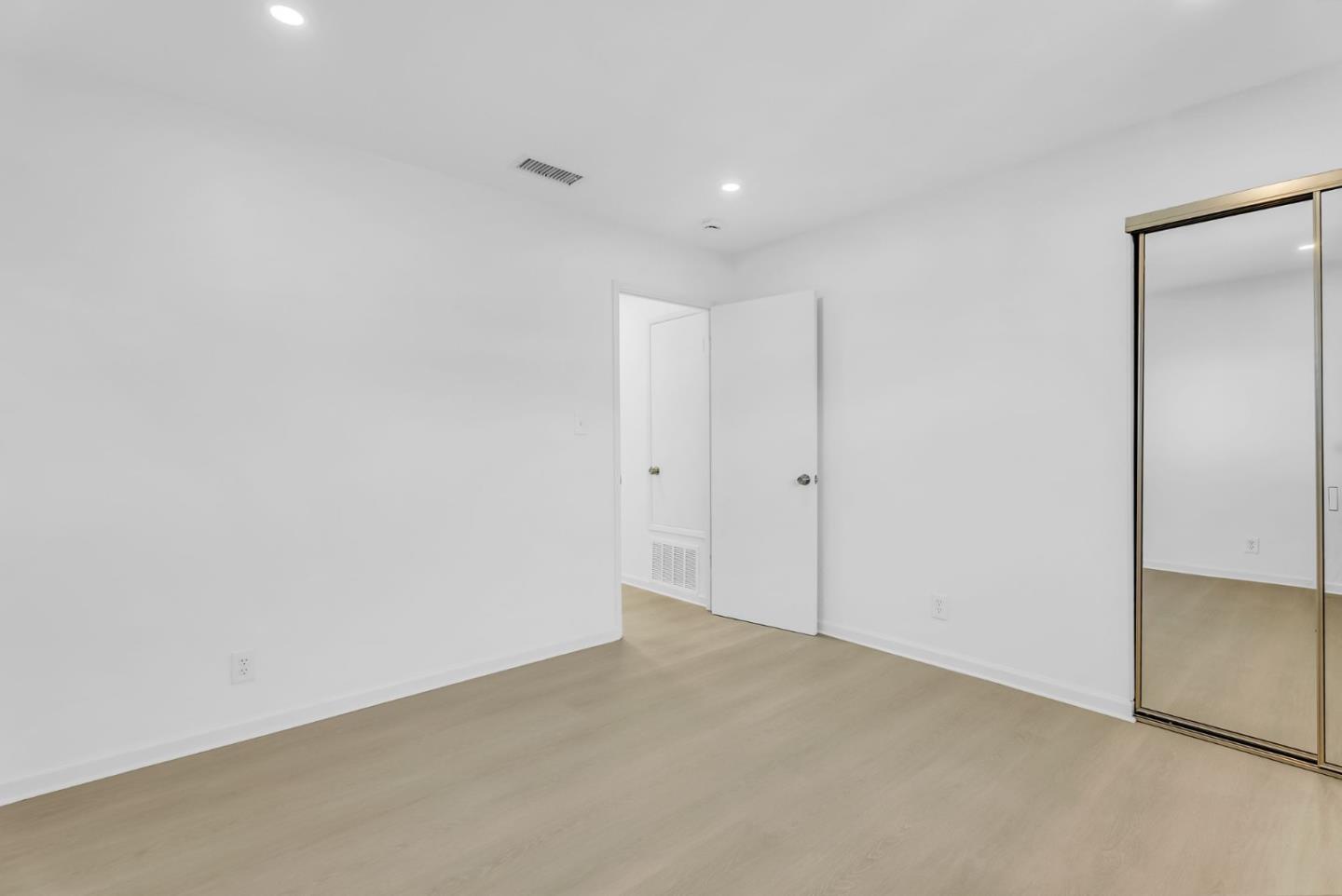 27836 Hummingbird Court