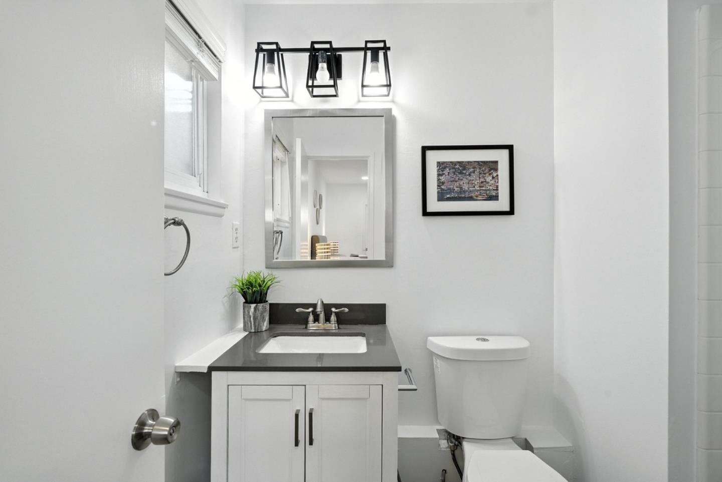 3015 Los Prados Street 114