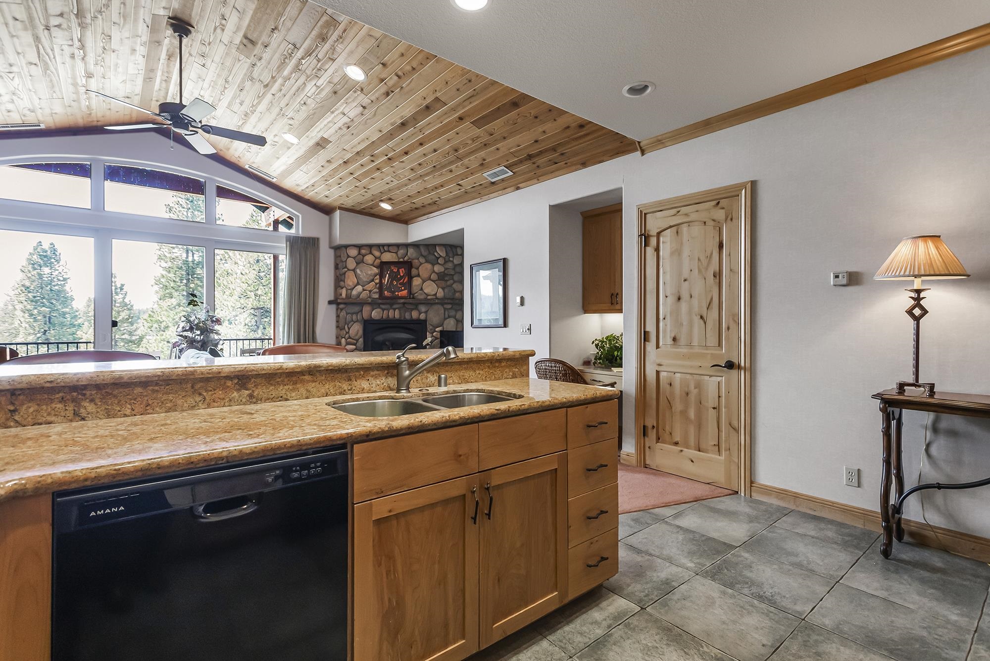 103 Highwood Circle