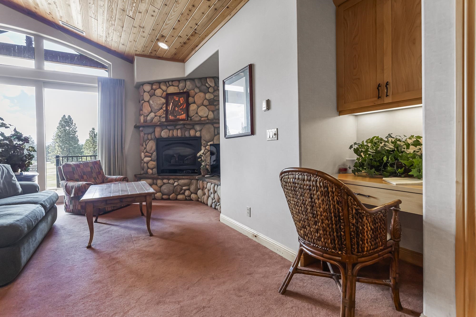 103 Highwood Circle