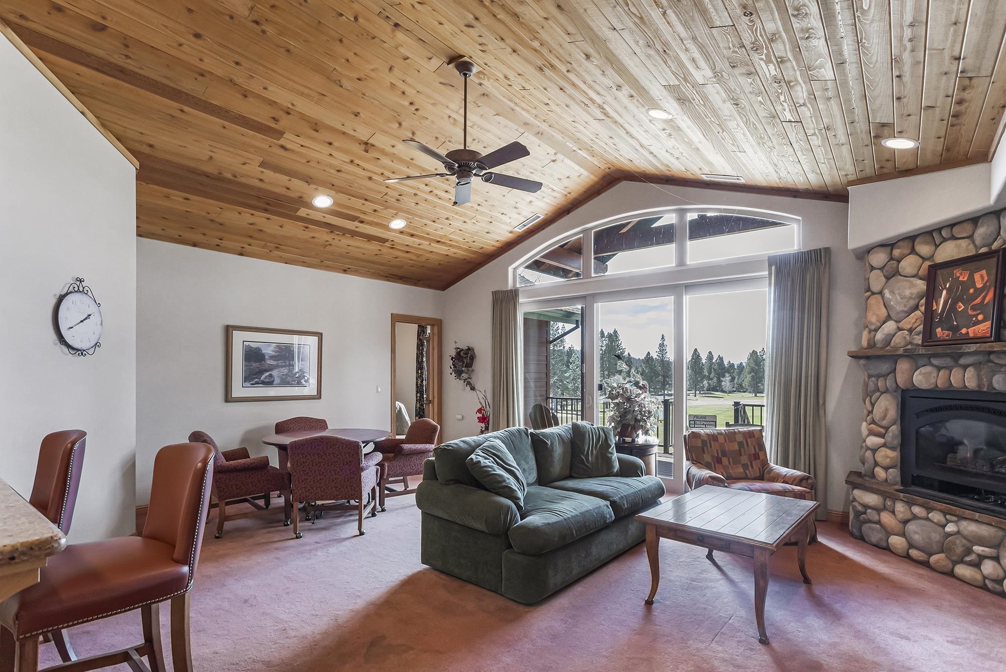 103 Highwood Circle