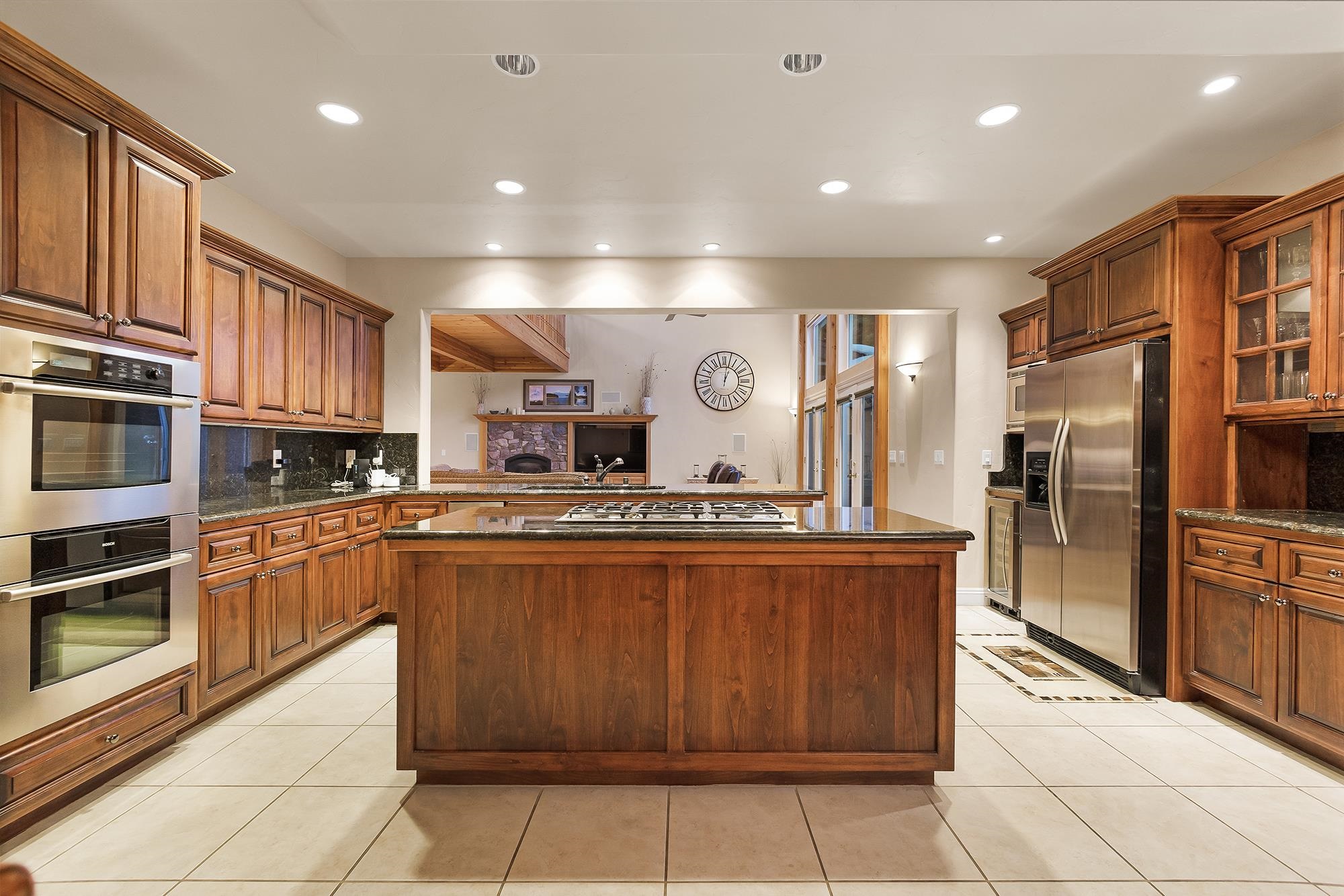 65 Highwood Circle