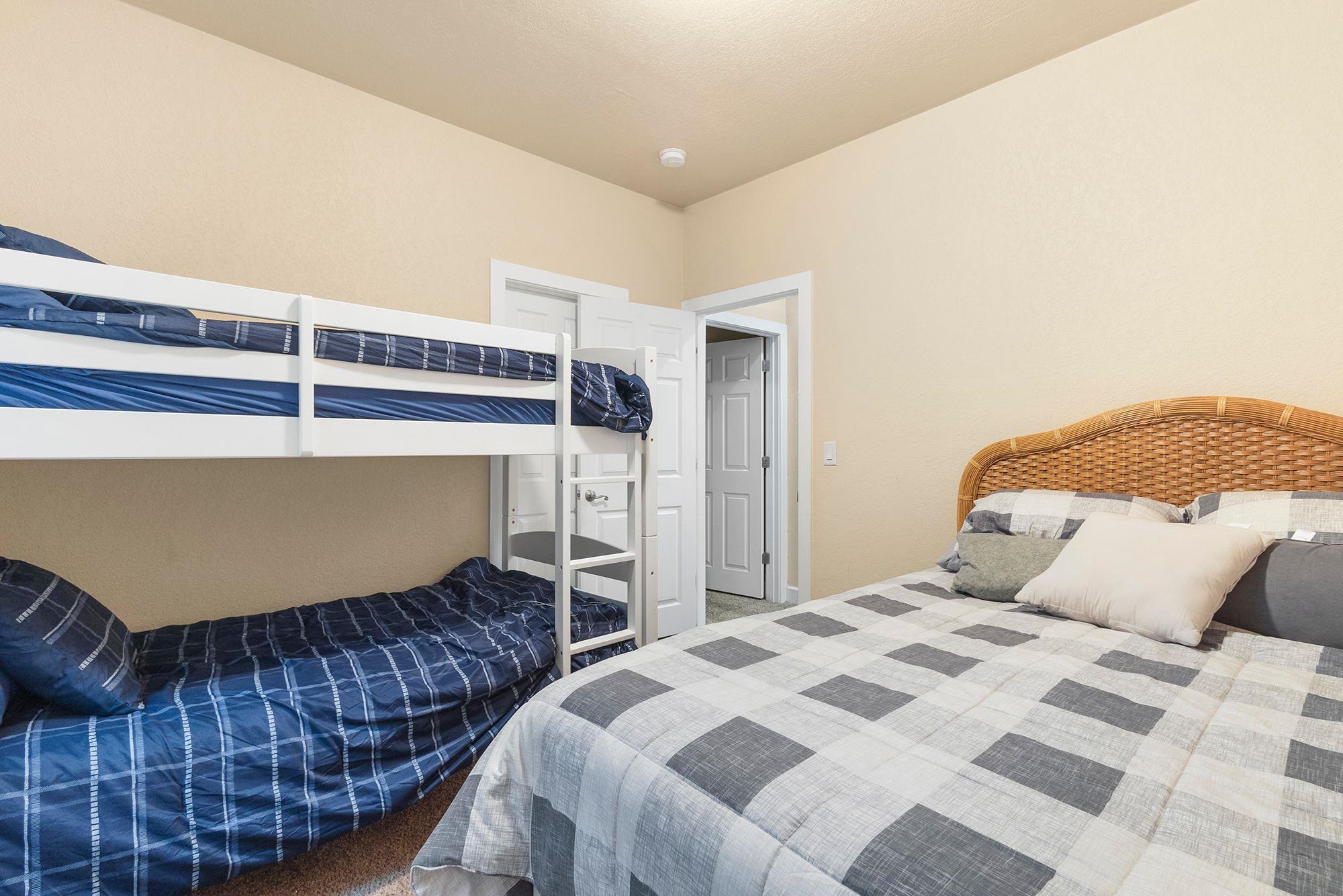 1002 Timber Ridge Road Unit: 852 Golf Club Road