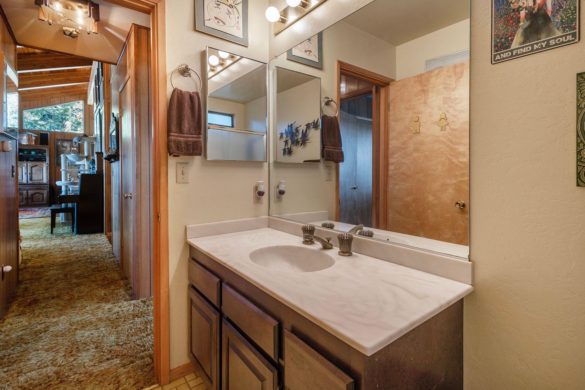 1225 Driftwood Cove Road