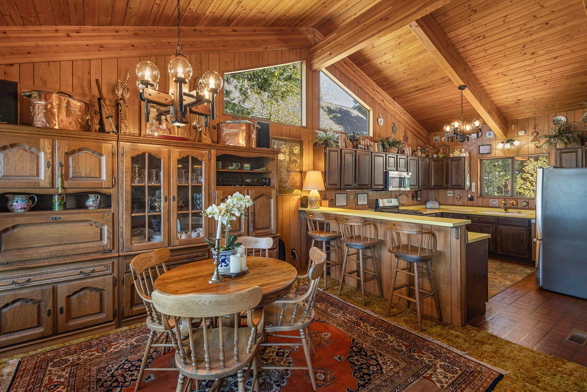 1225 Driftwood Cove Road