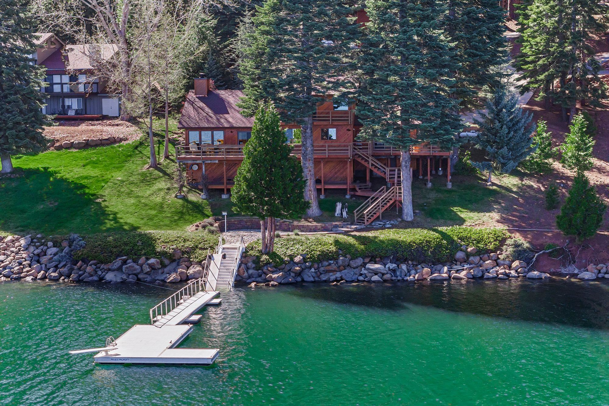 666 Peninsula Drive