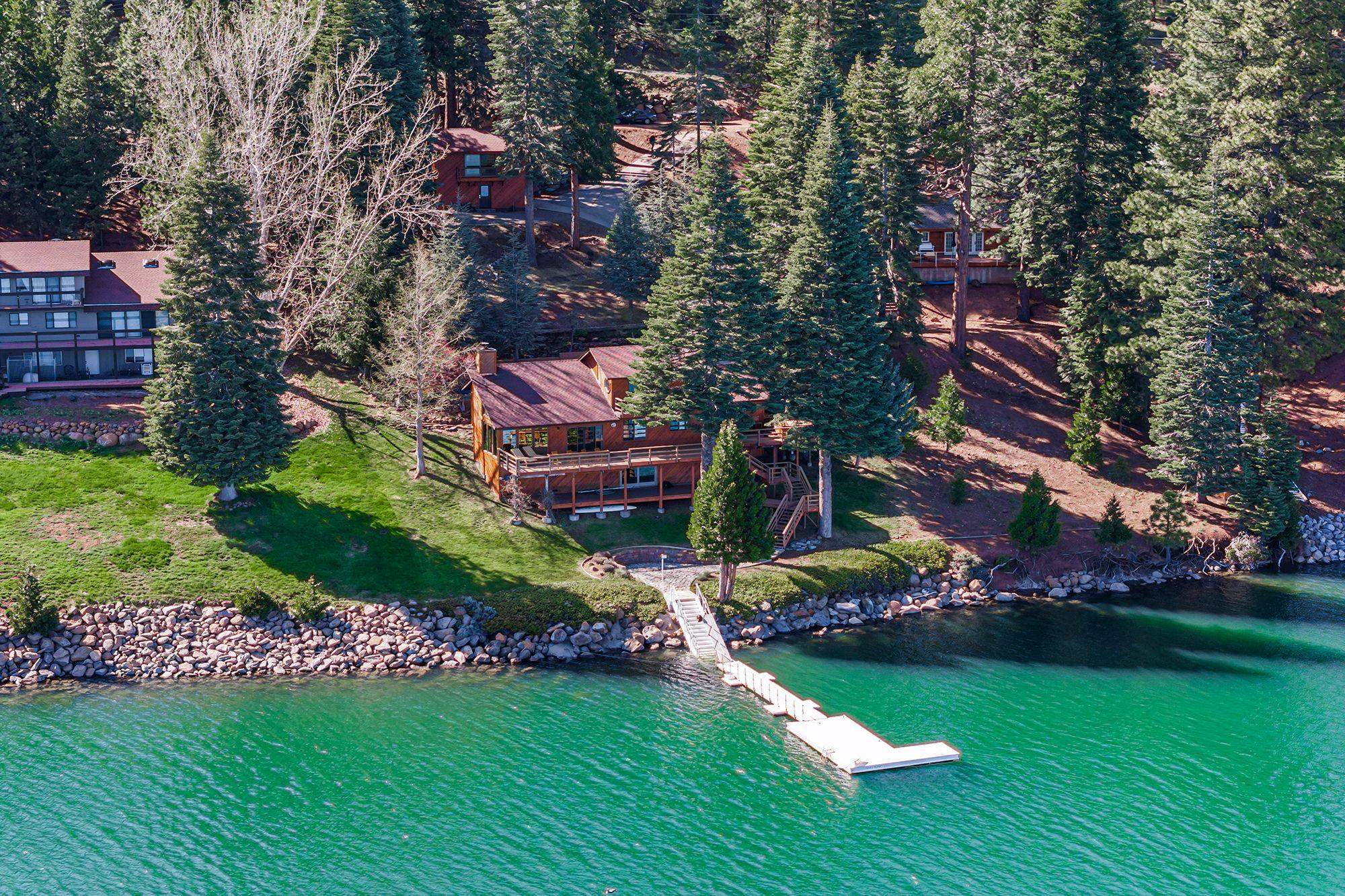 666 Peninsula Drive