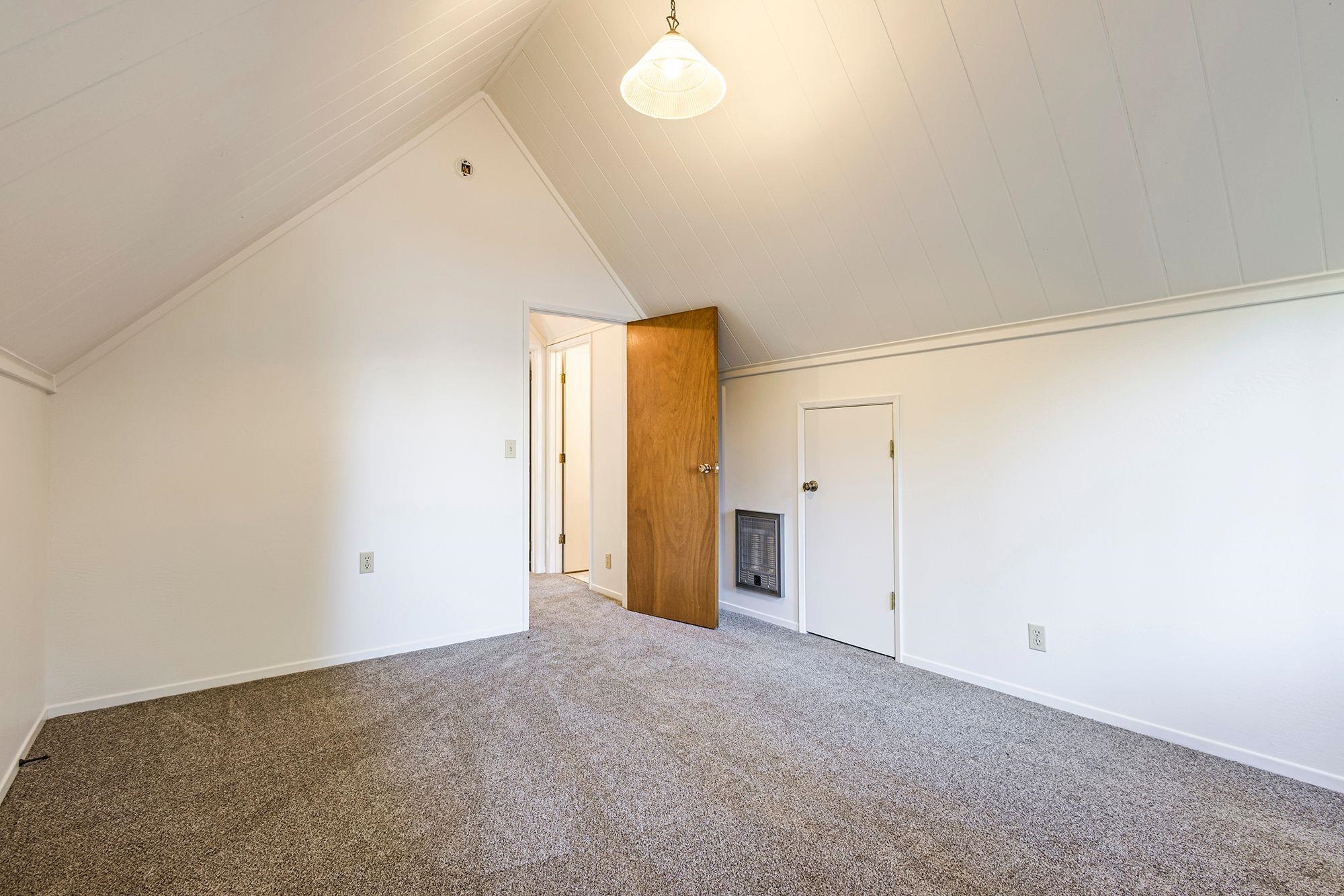 1231 Peninsula Drive