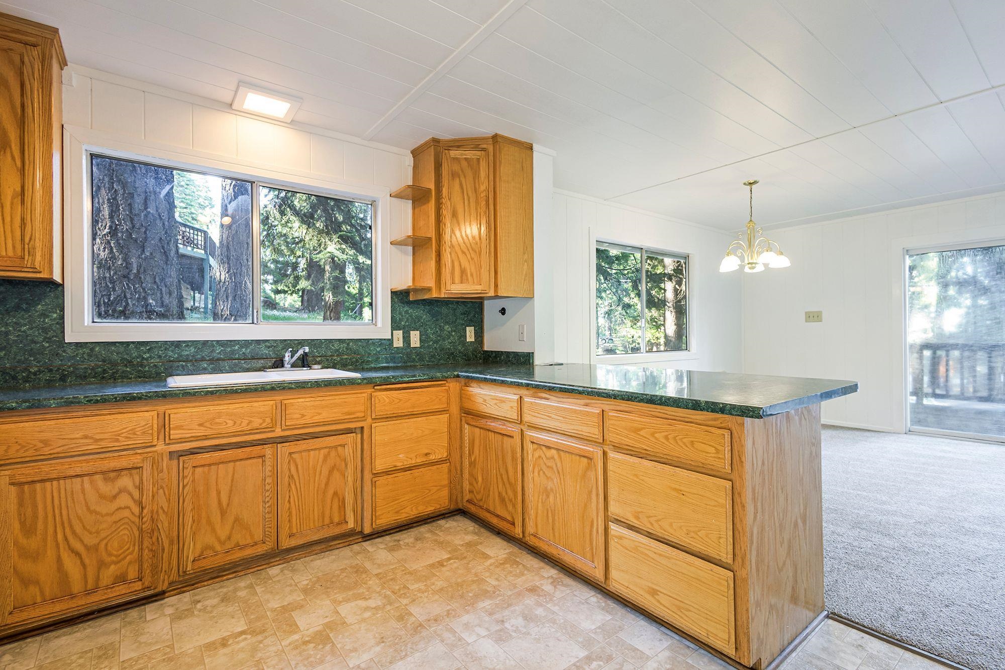 1231 Peninsula Drive
