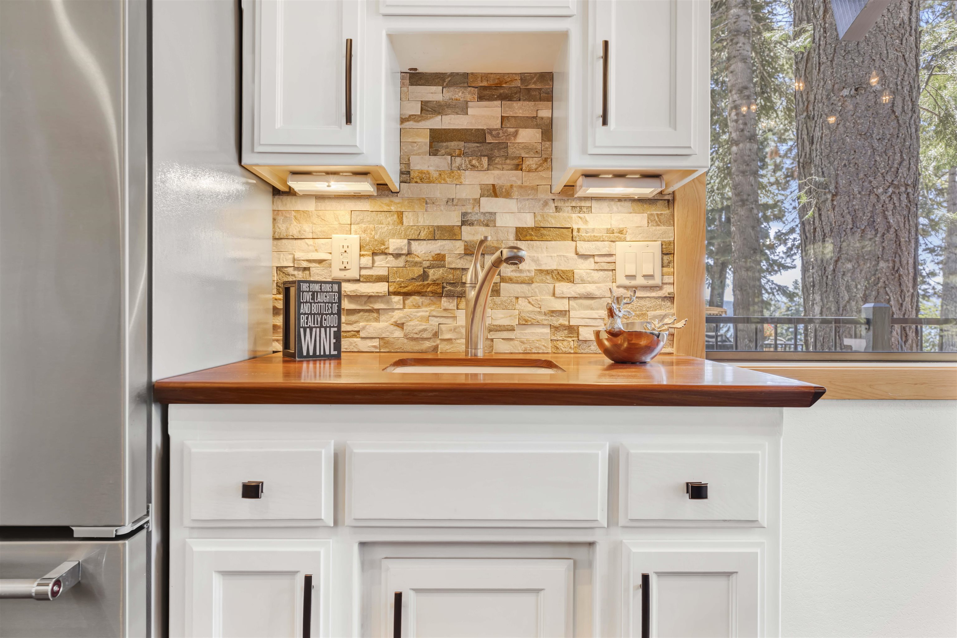 1117 Lassen View Drive