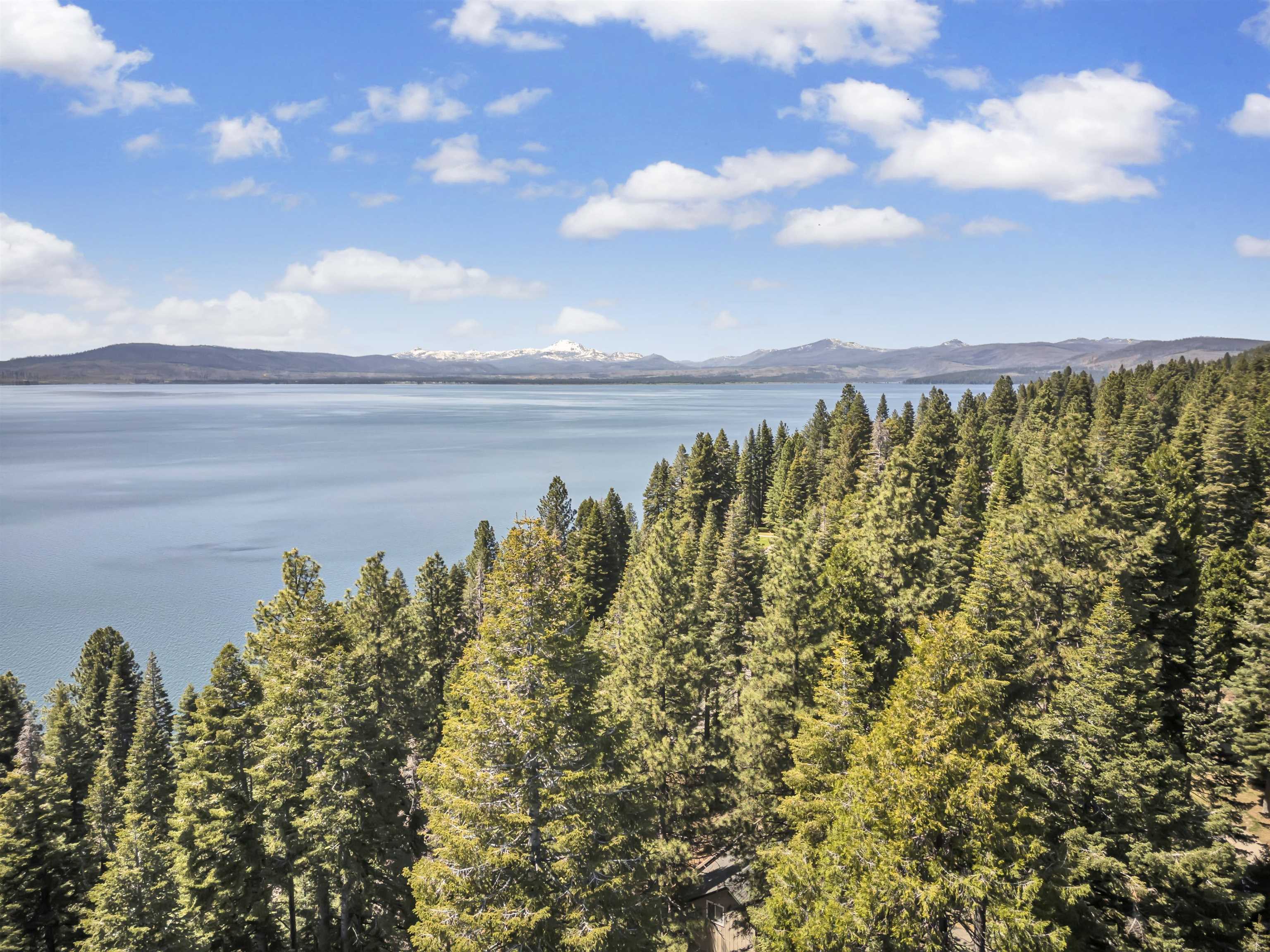 1117 Lassen View Drive