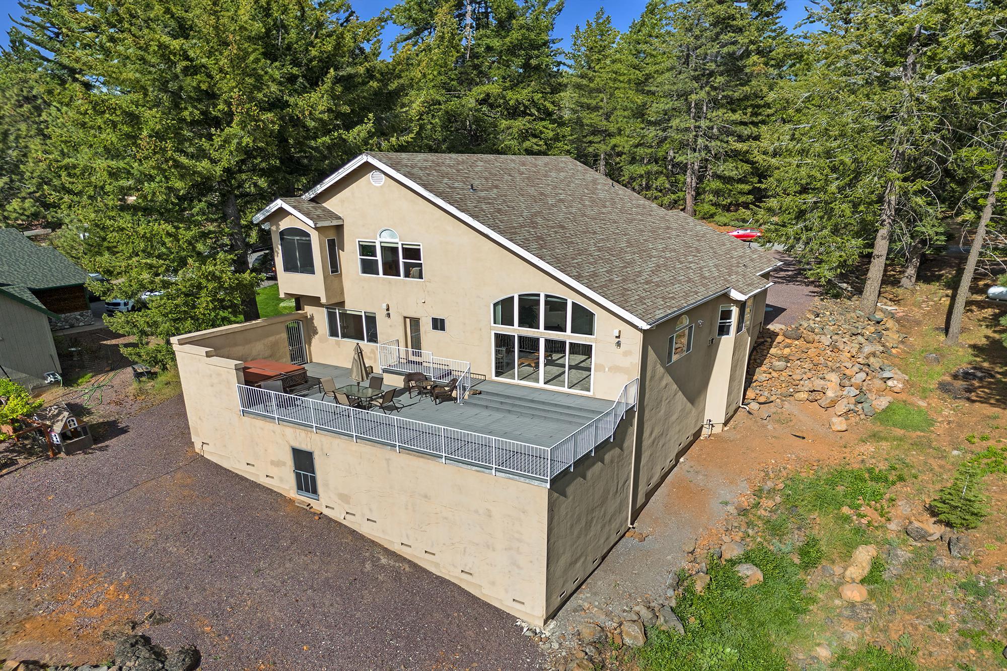 65 River Bend Way