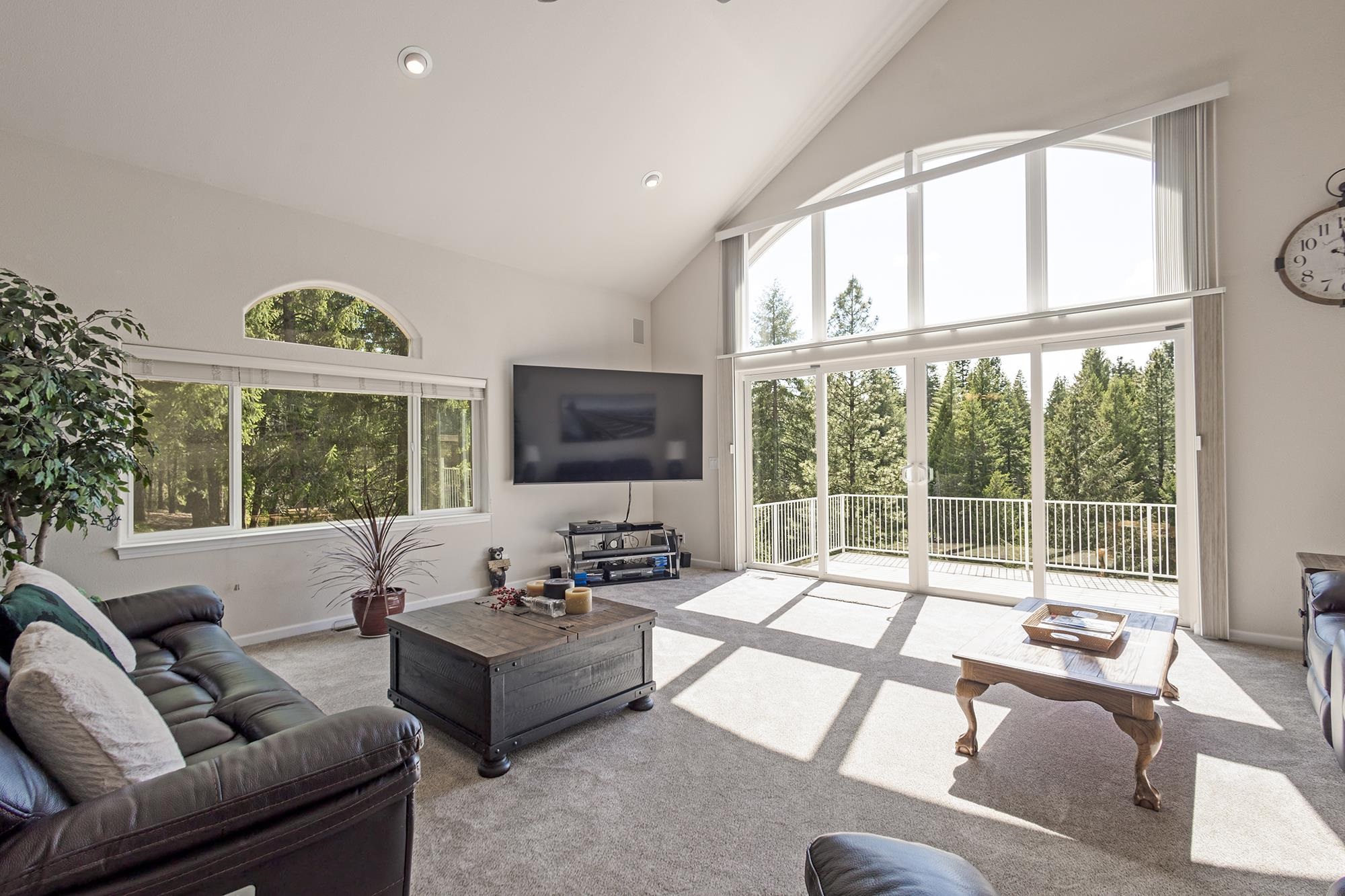 65 River Bend Way