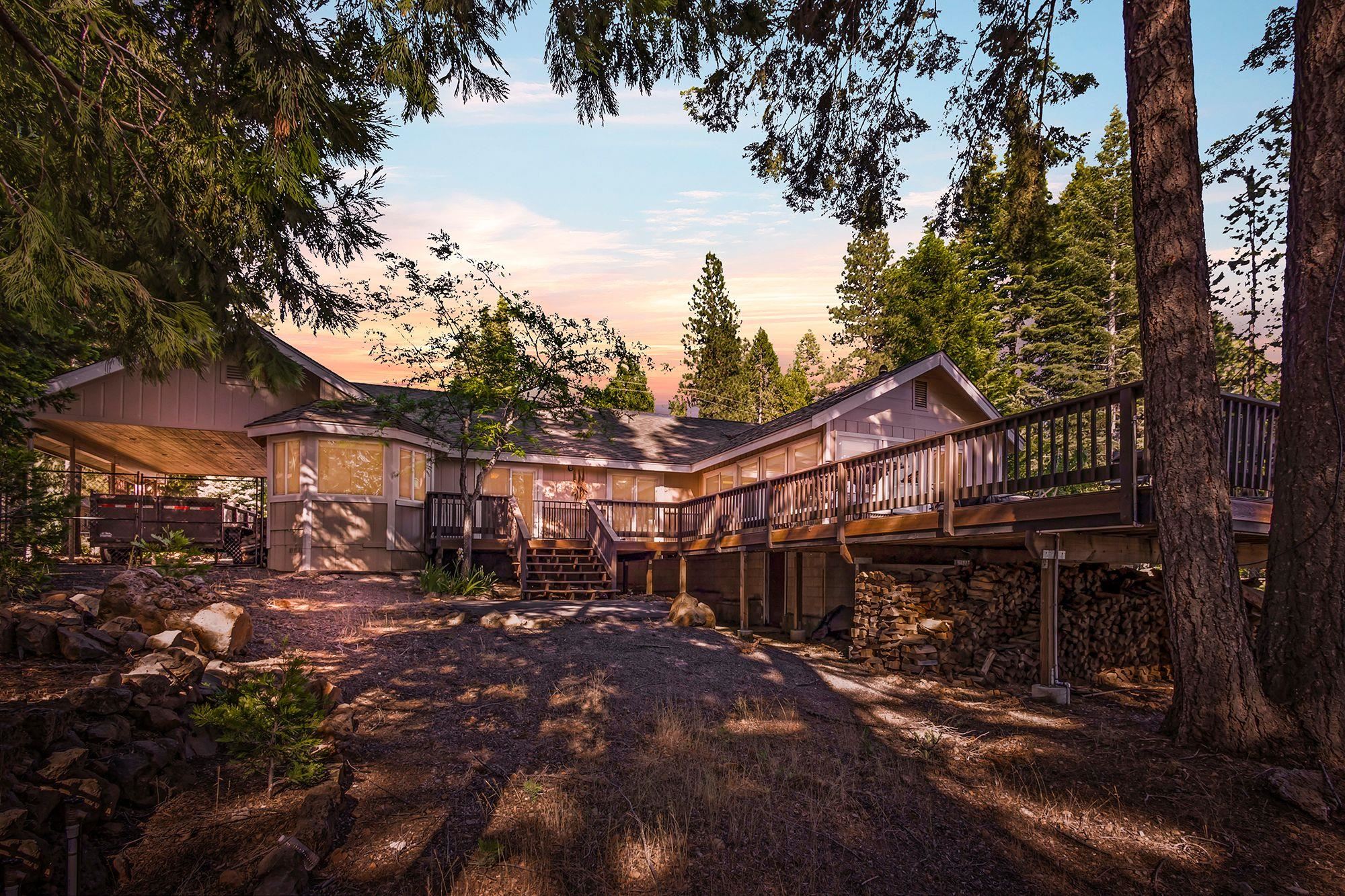 1209 Lassen View Drive