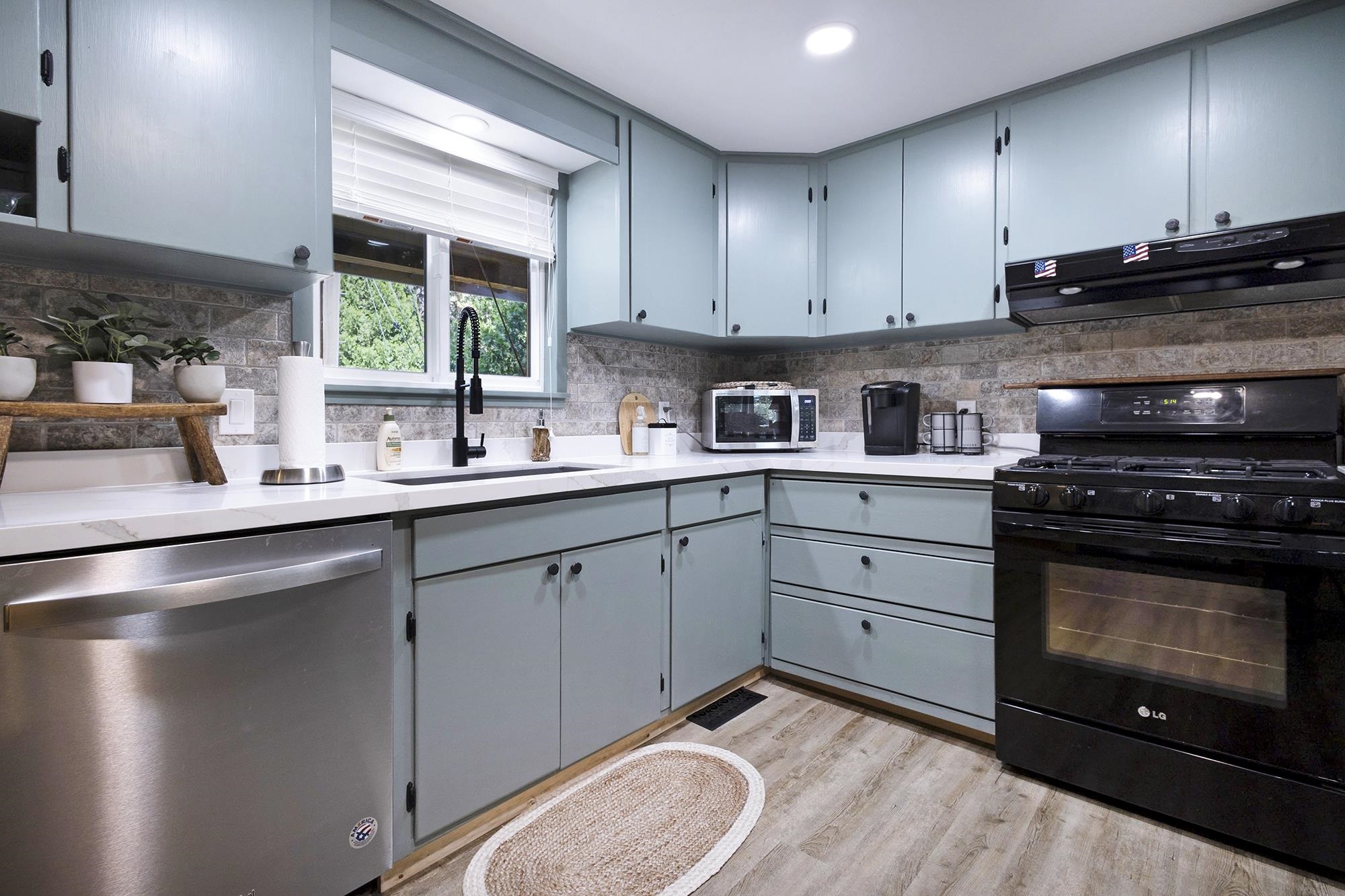 1209 Lassen View Drive
