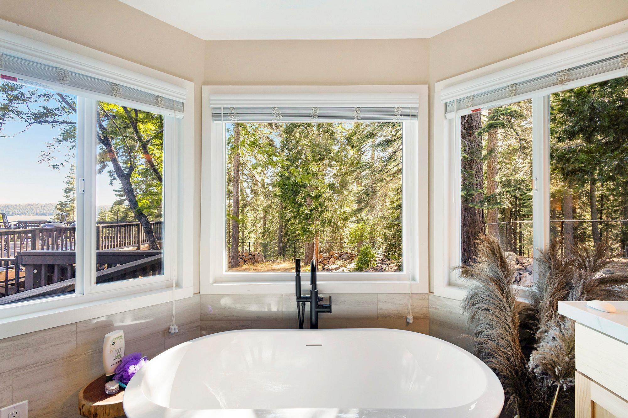 1209 Lassen View Drive