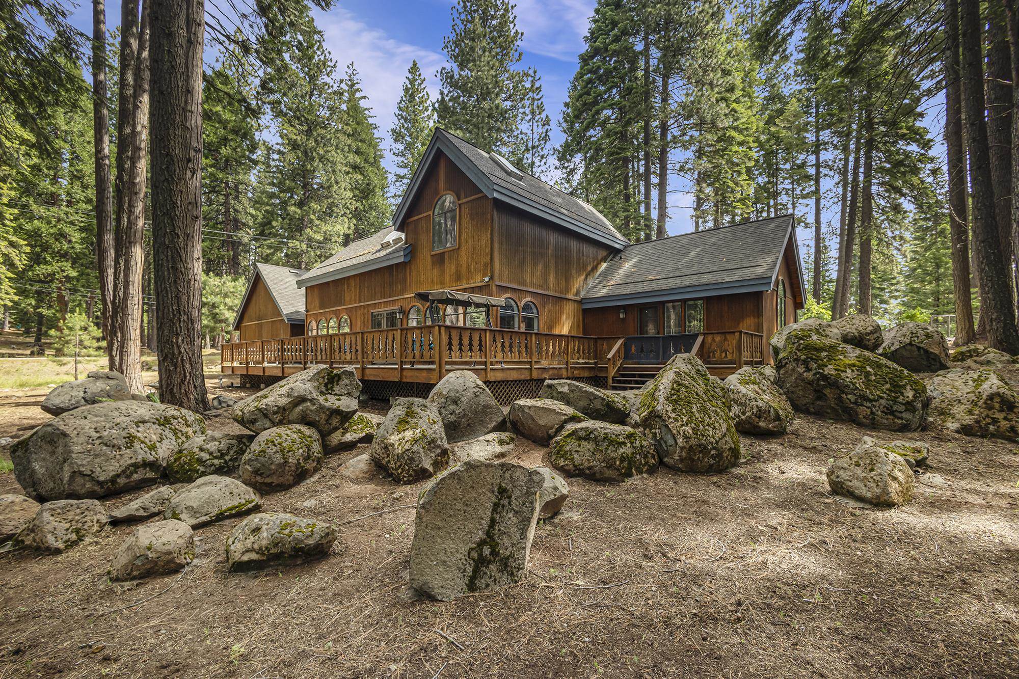 601 Peninsula Drive