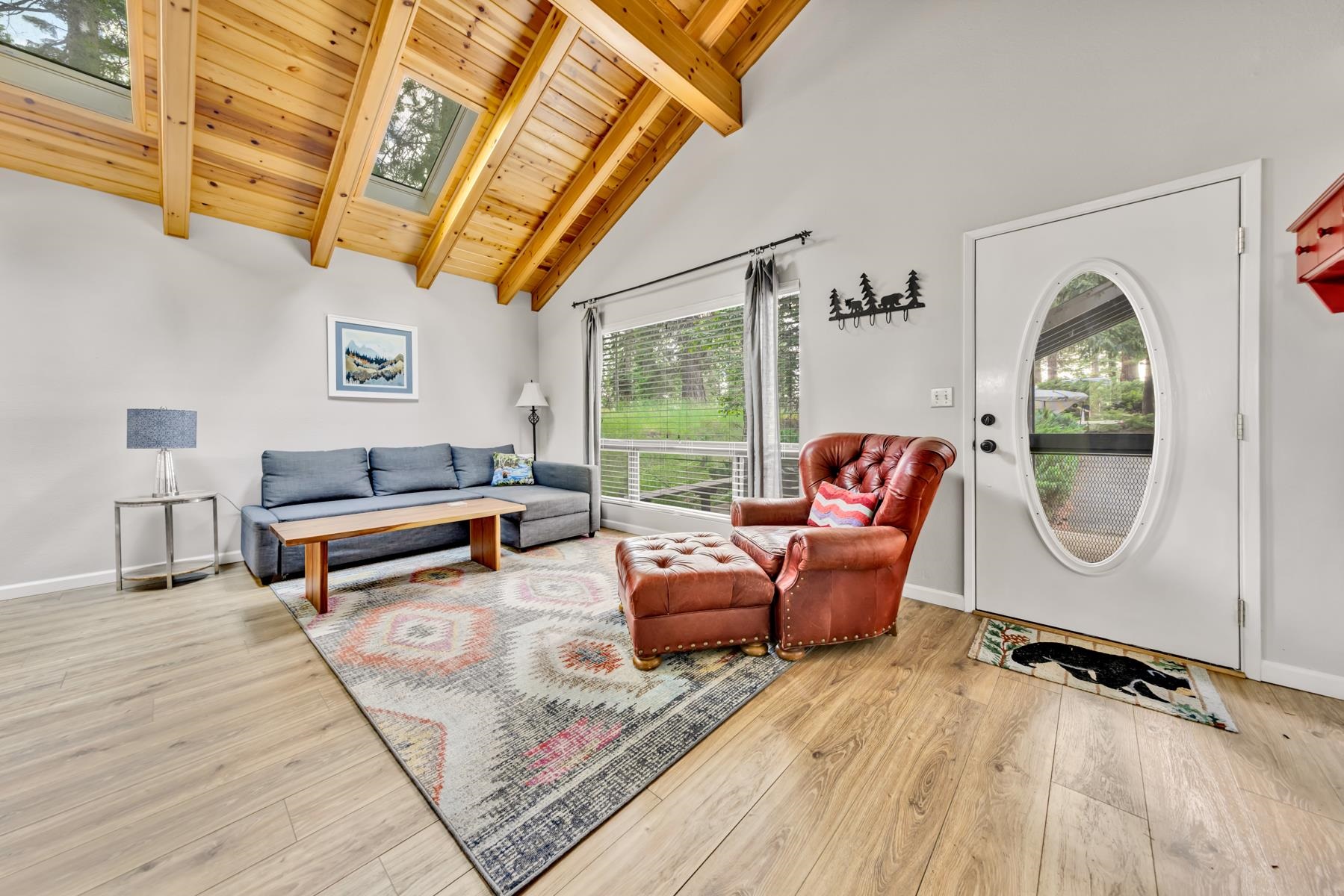 1280 Lassen View Drive