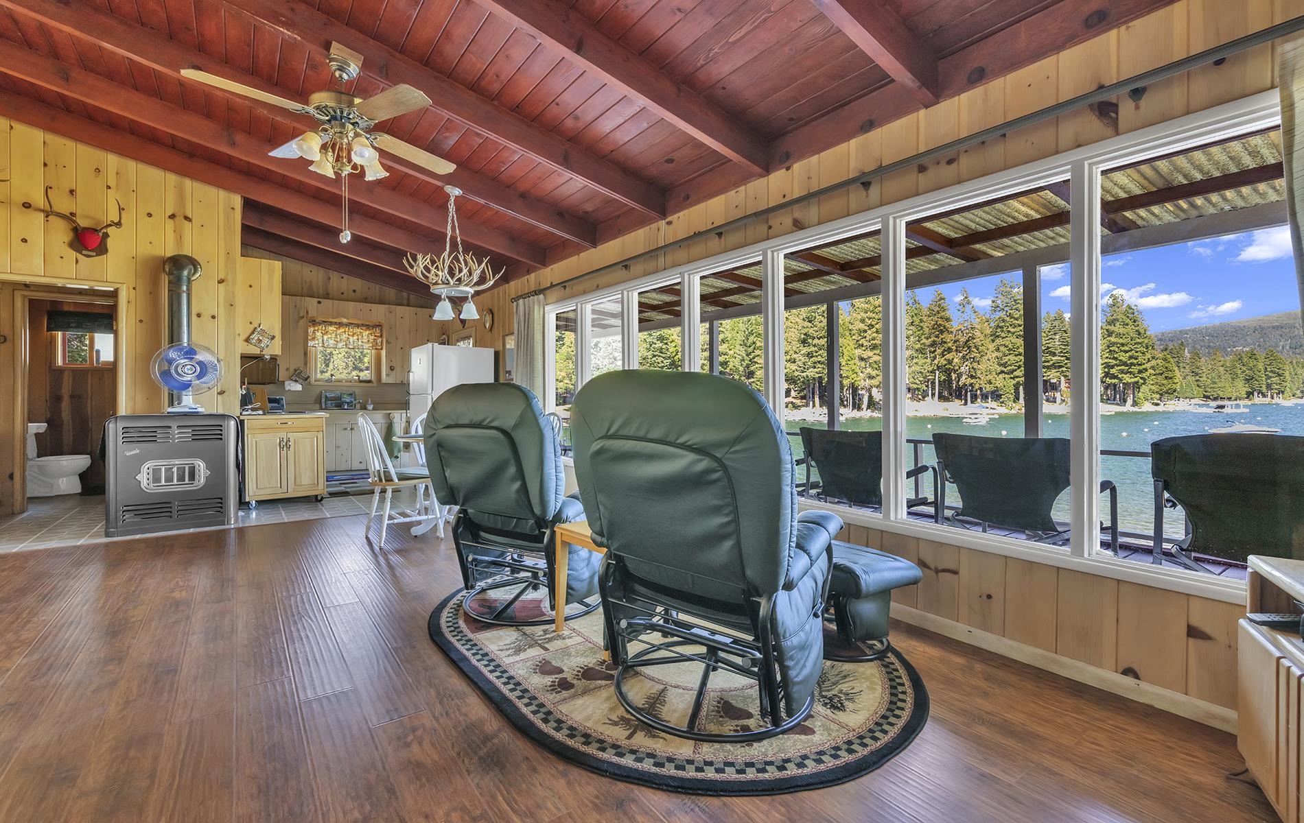 204 Peninsula Drive