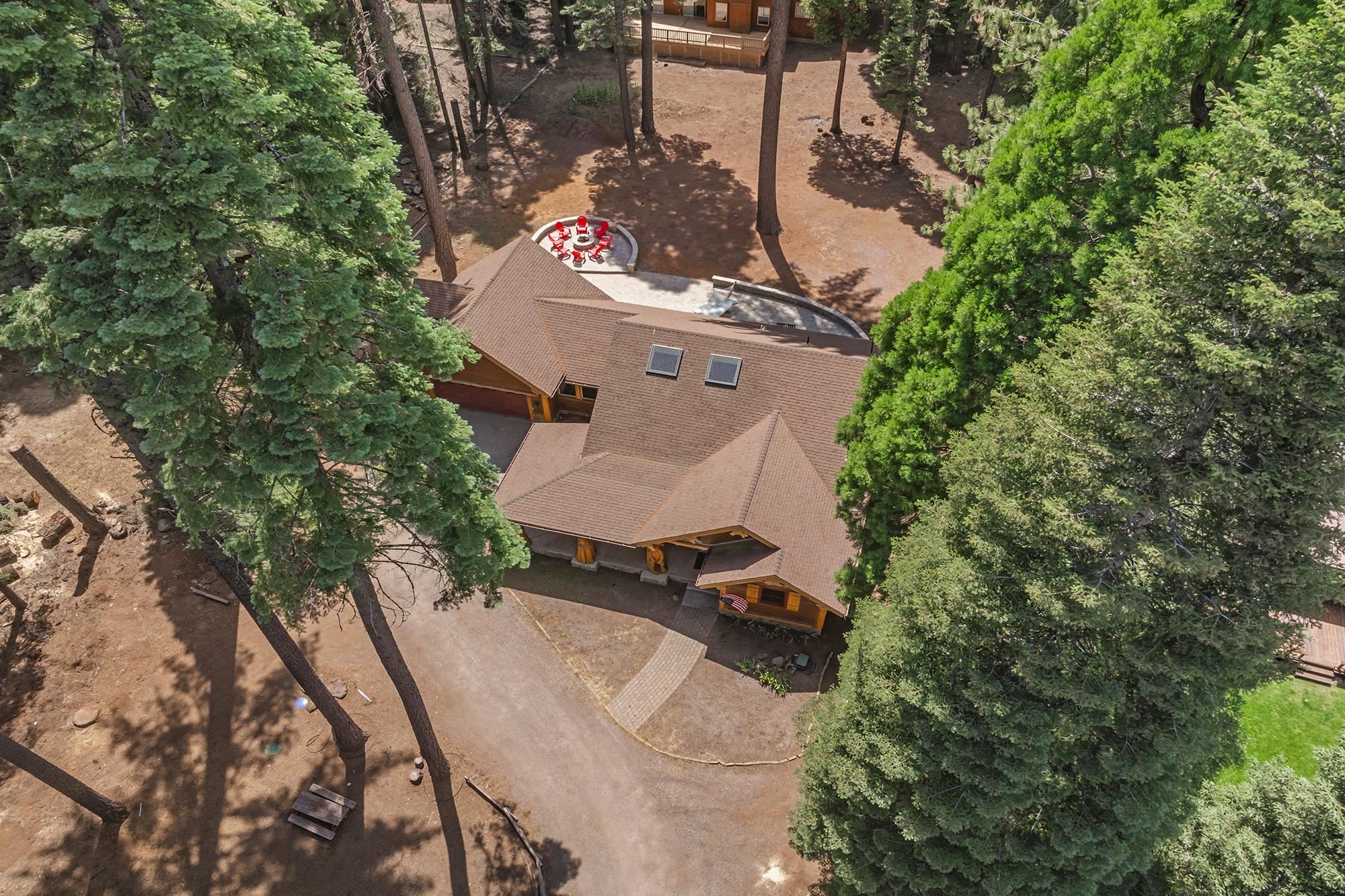 1131 Peninsula Drive