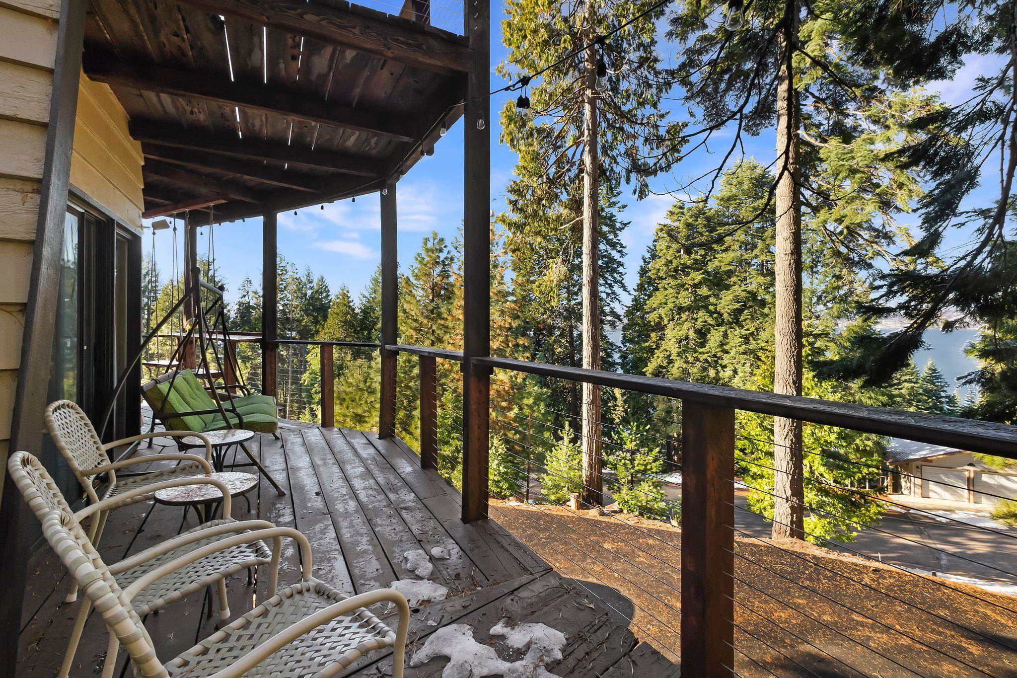 614 W Mountain Ridge Road