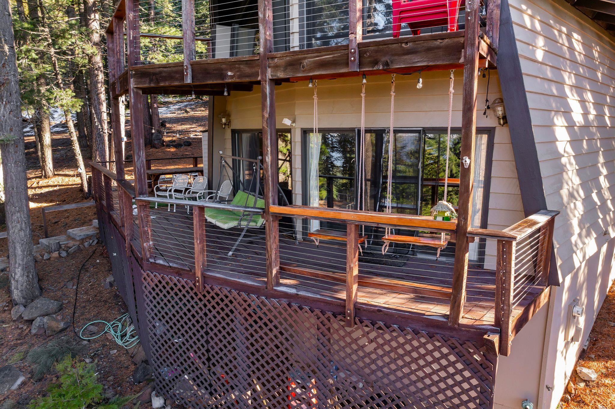 614 W Mountain Ridge Road