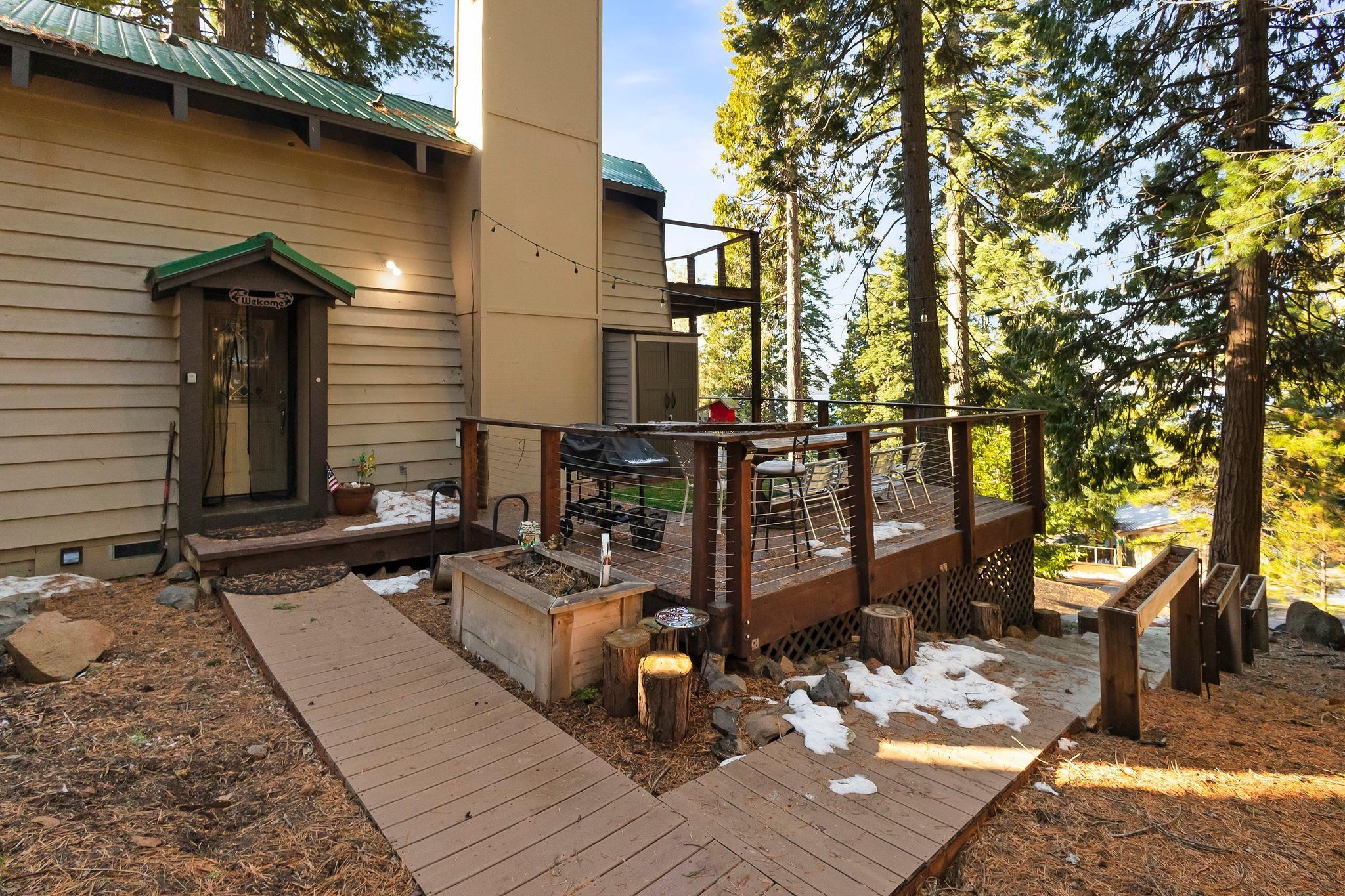 614 W Mountain Ridge Road