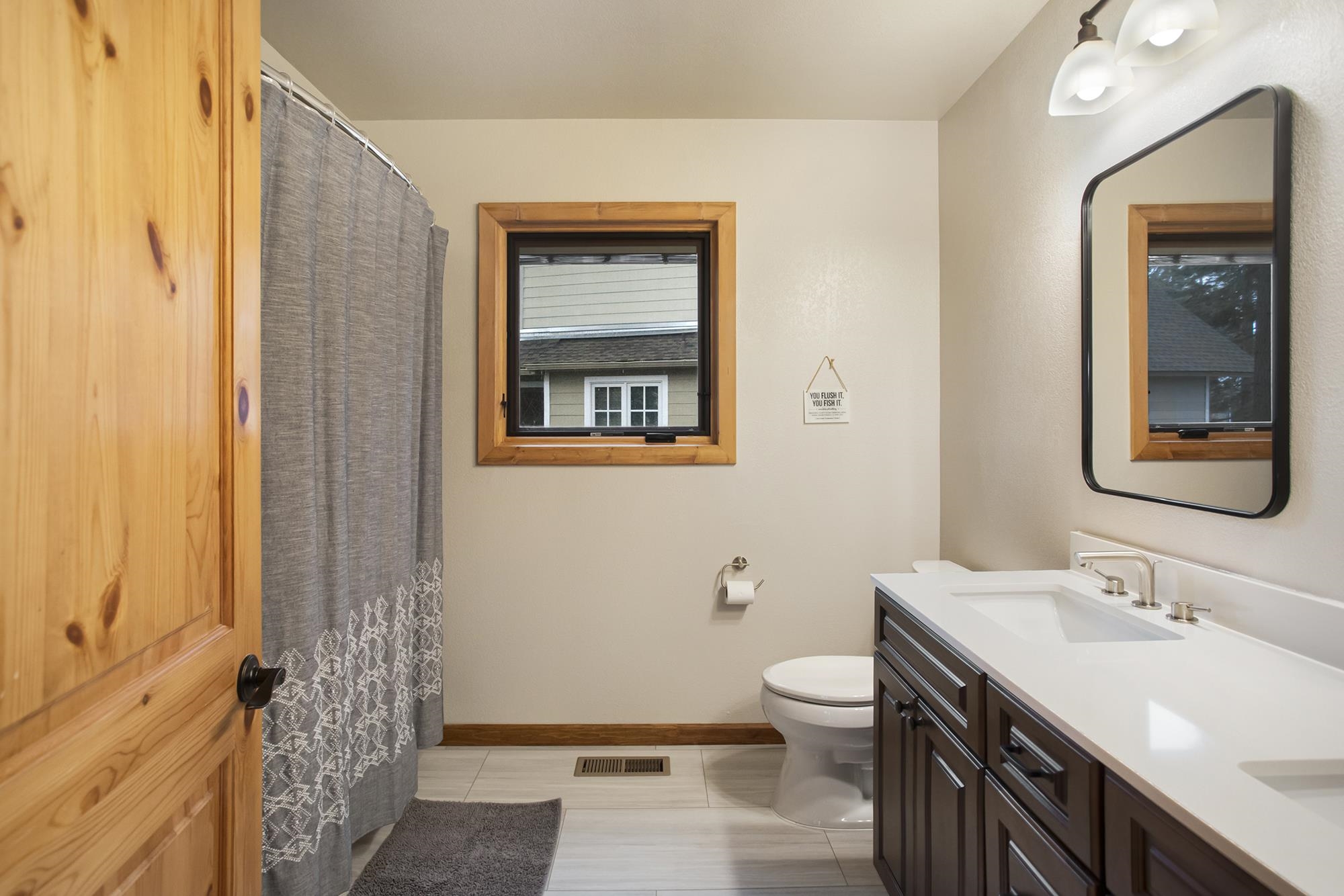 1249 Lassen View Drive