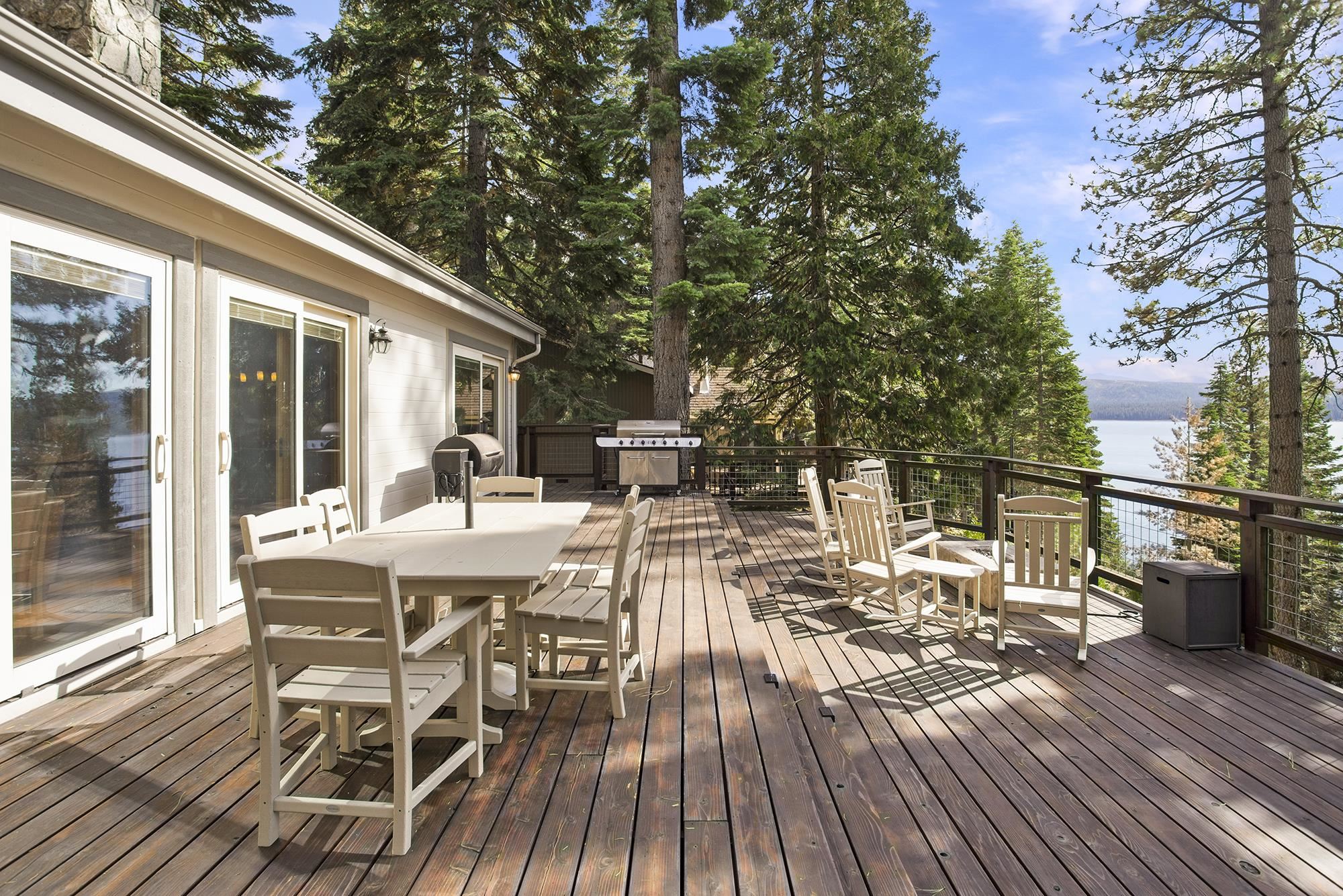 1249 Lassen View Drive