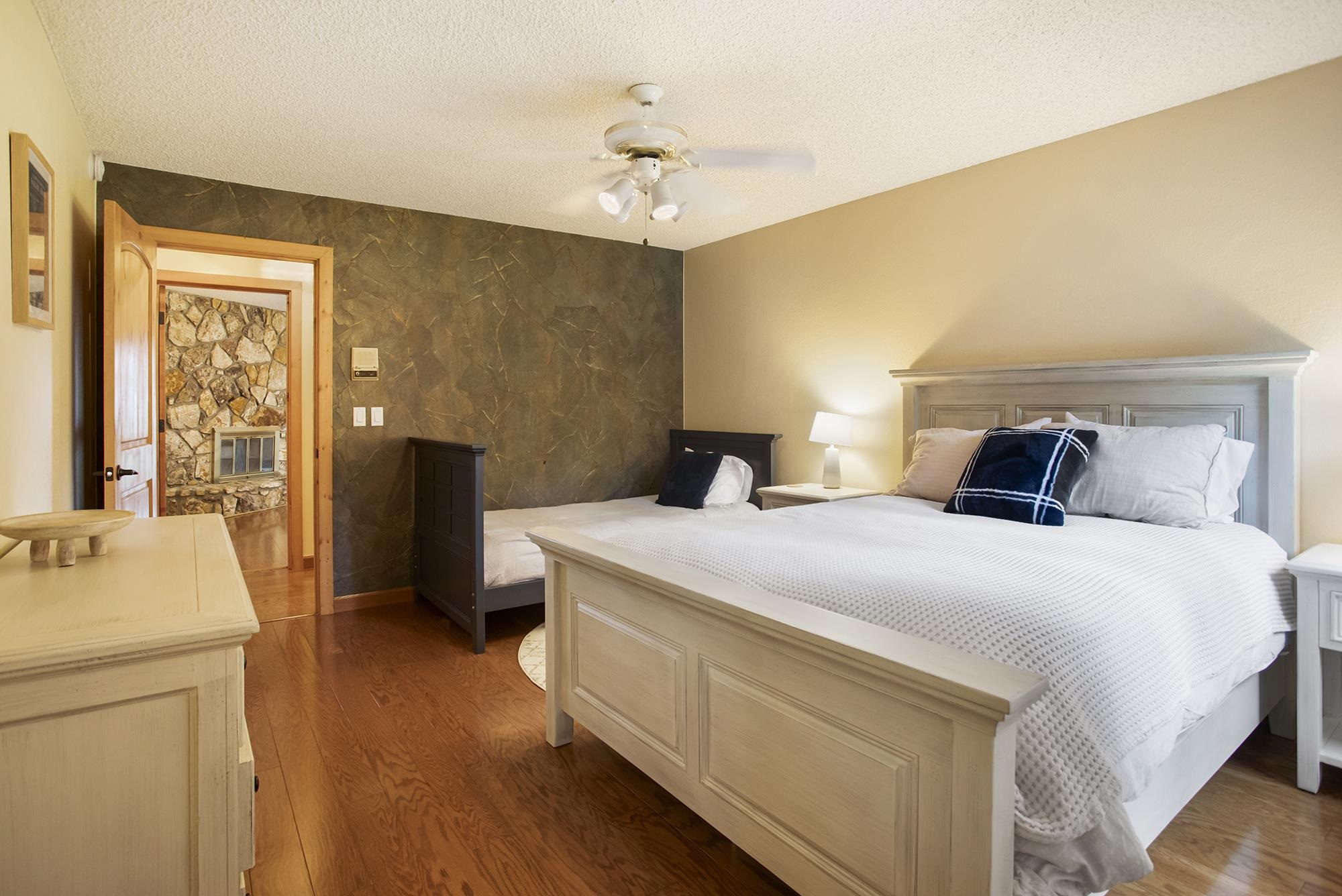 1249 Lassen View Drive