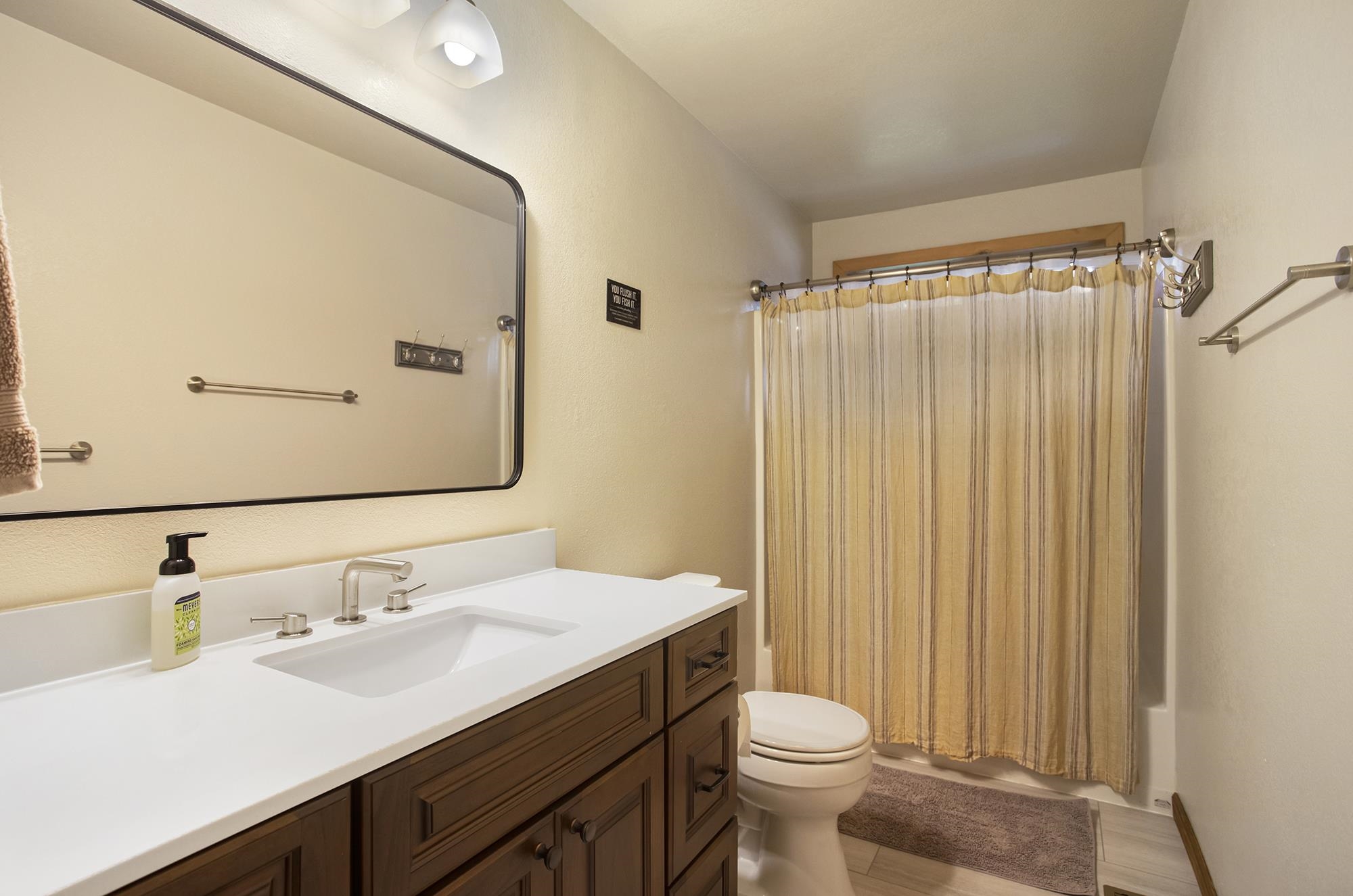 1249 Lassen View Drive