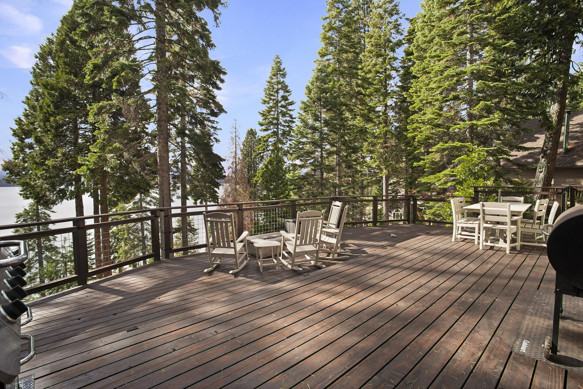 1249 Lassen View Drive