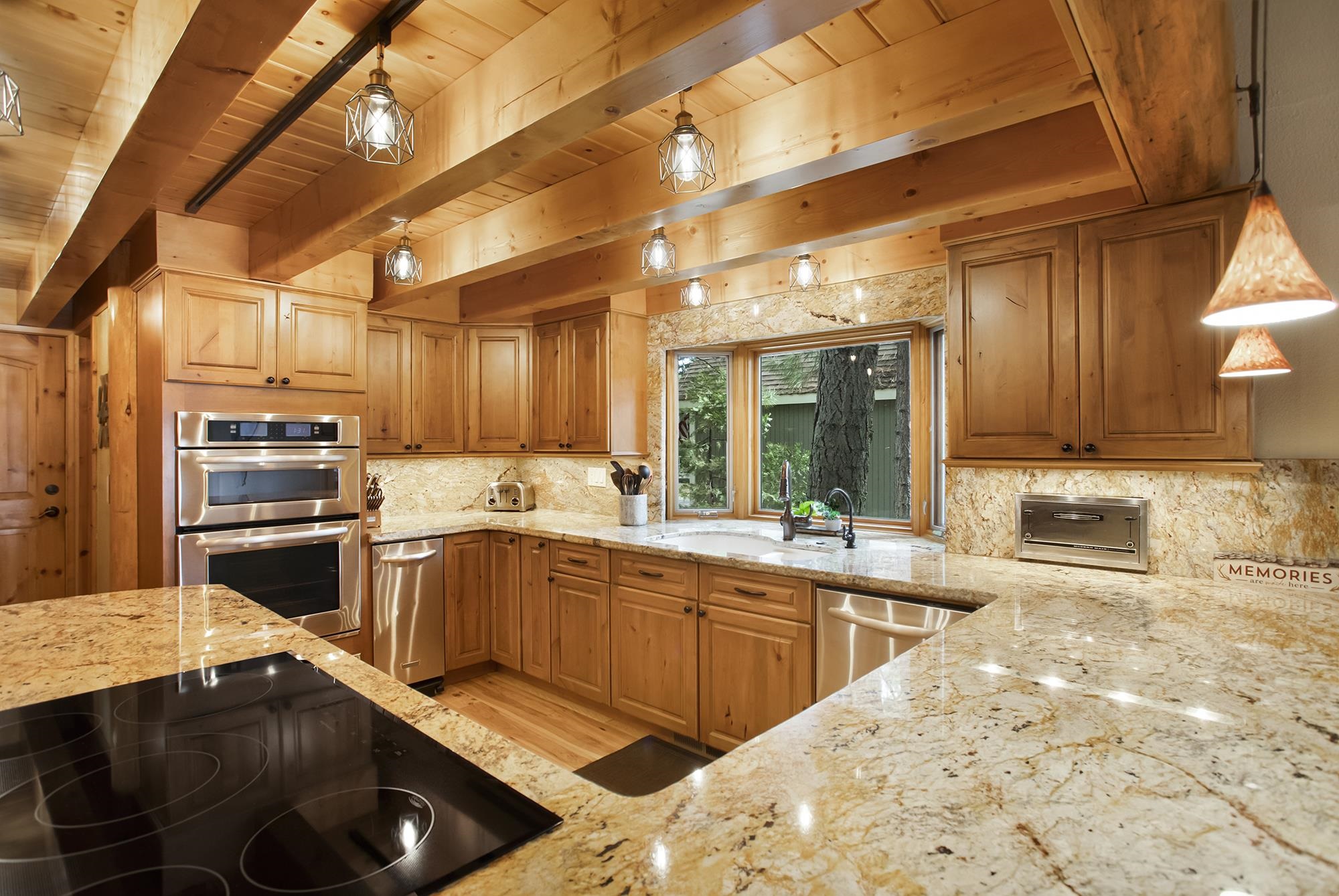 1249 Lassen View Drive