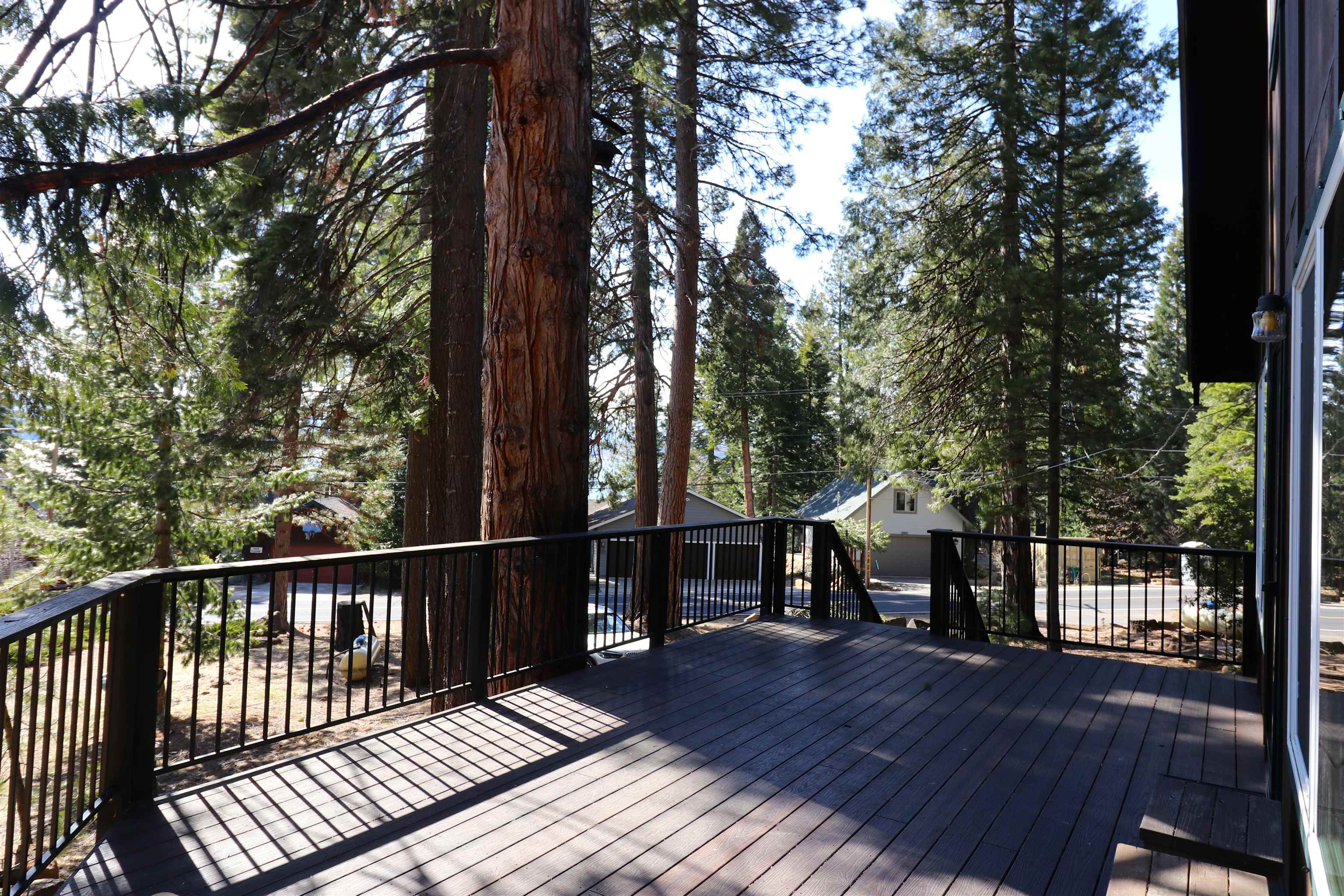 1224 Lassen View Drive