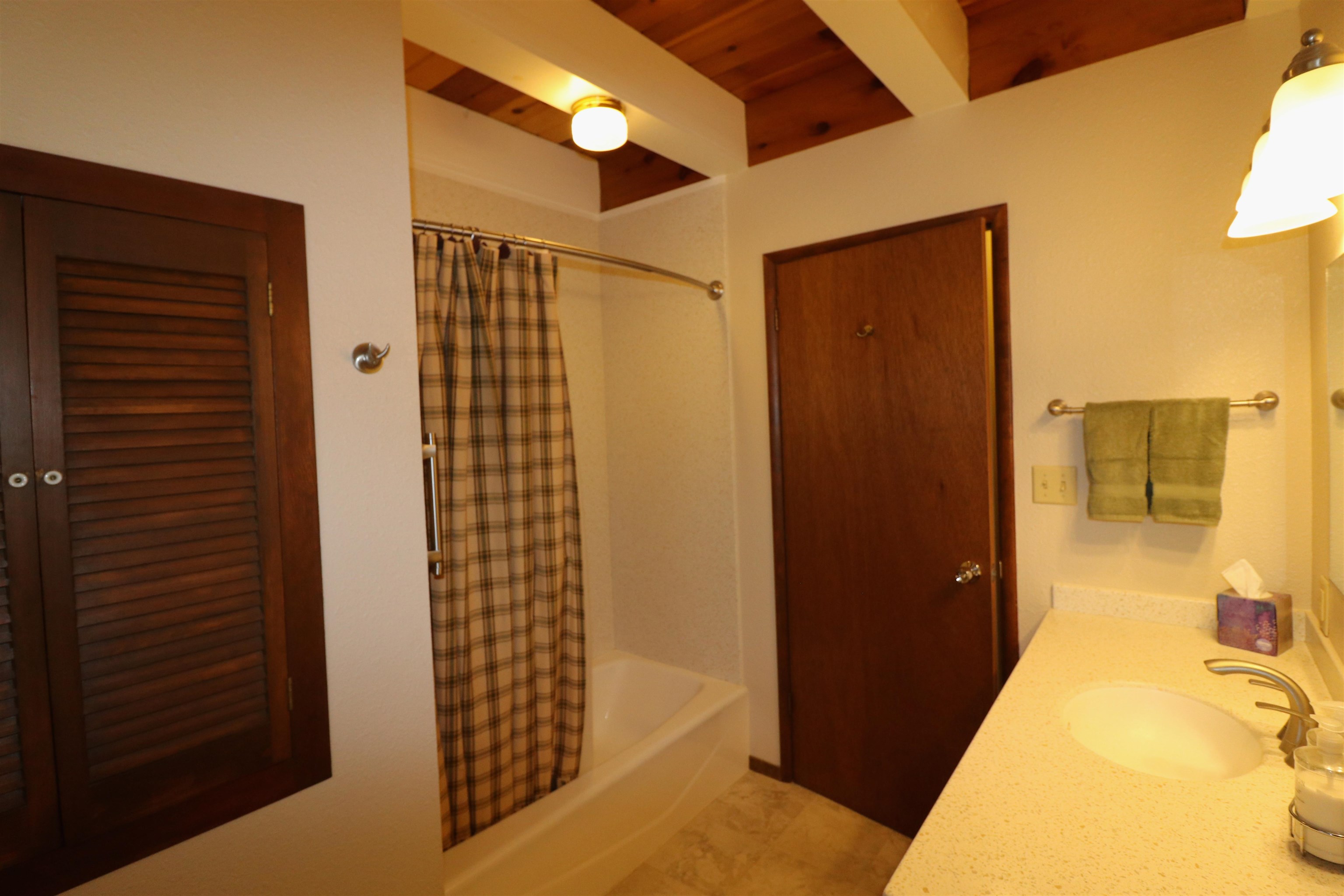 1224 Lassen View Drive