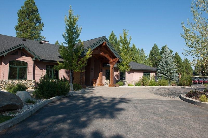 343 Red River Drive