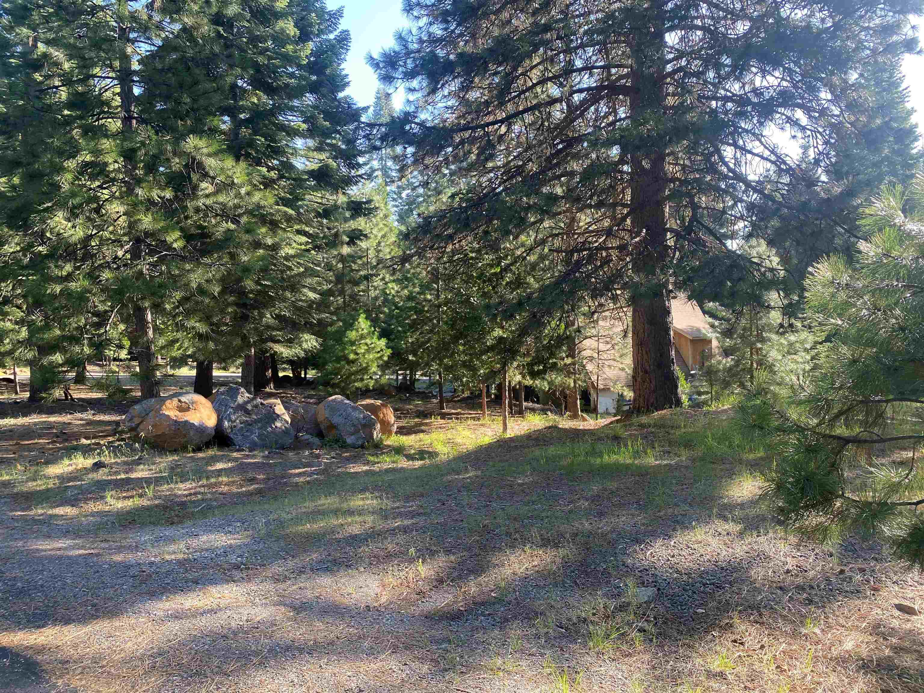 1262 Lassen View Drive