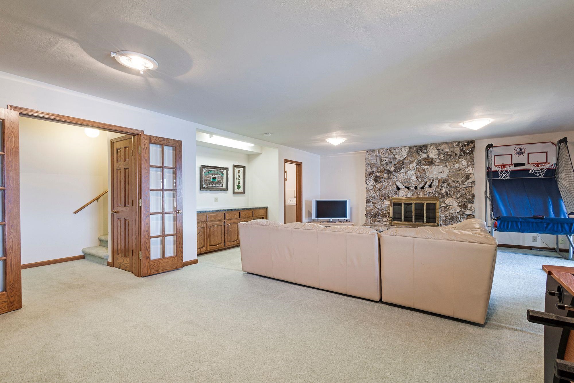 903 Lassen View Drive