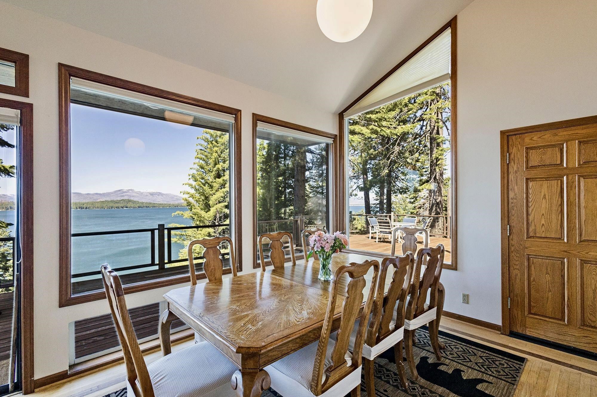 903 Lassen View Drive