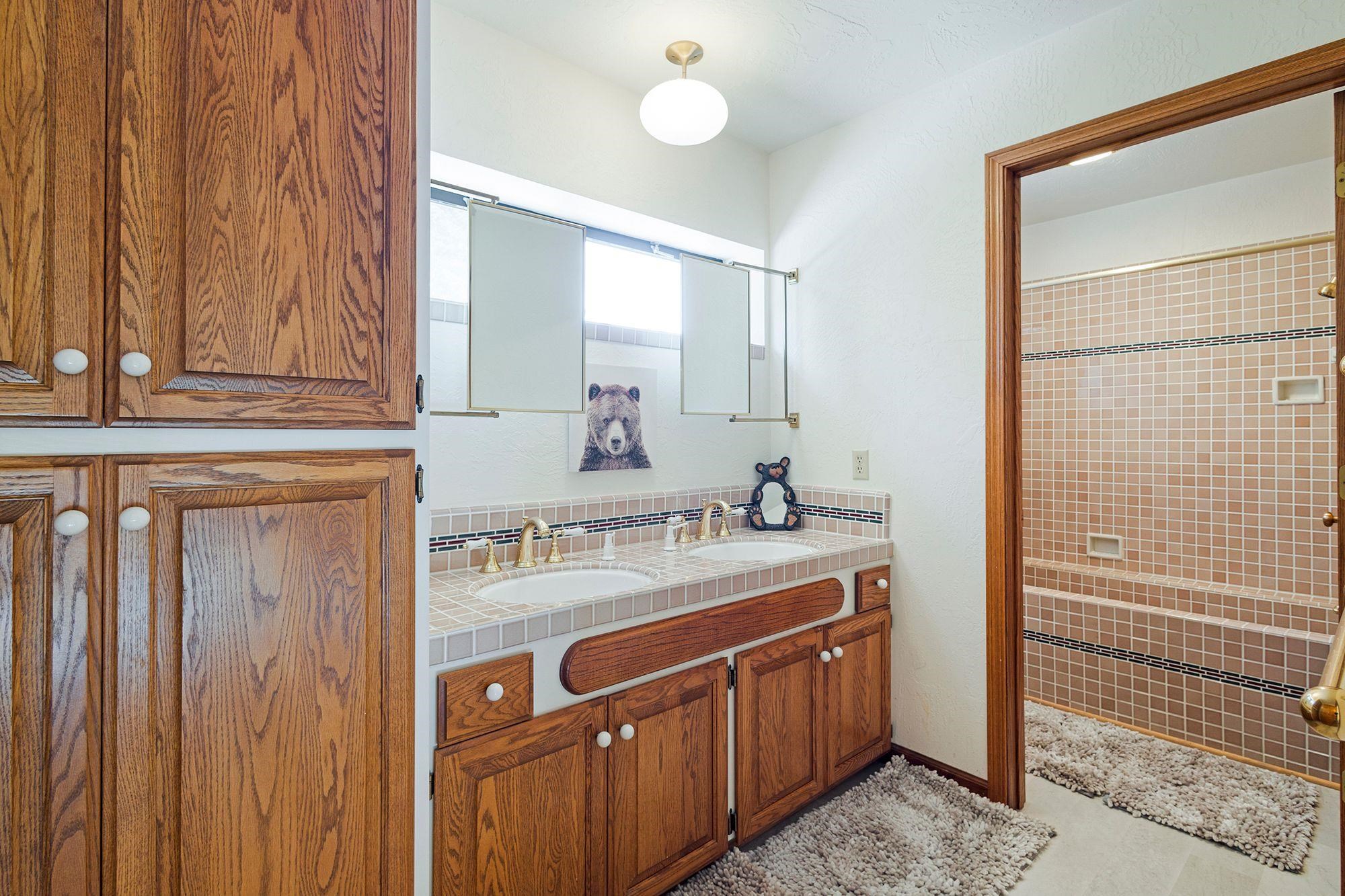 903 Lassen View Drive