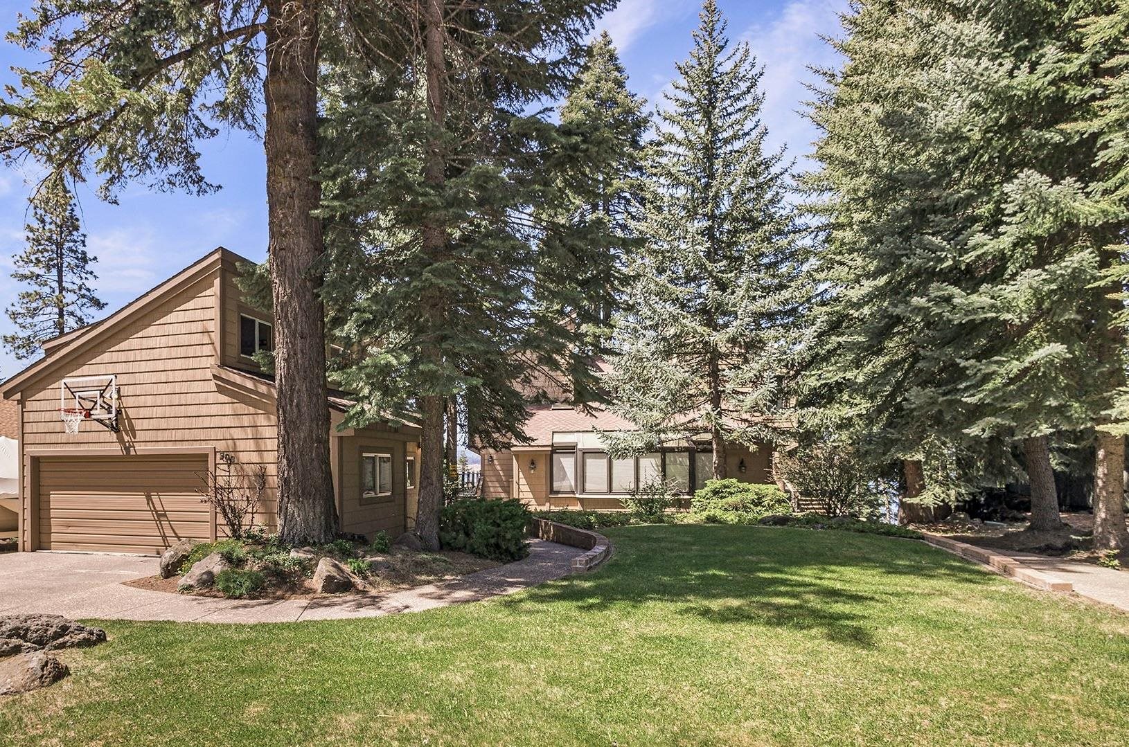 903 Lassen View Drive