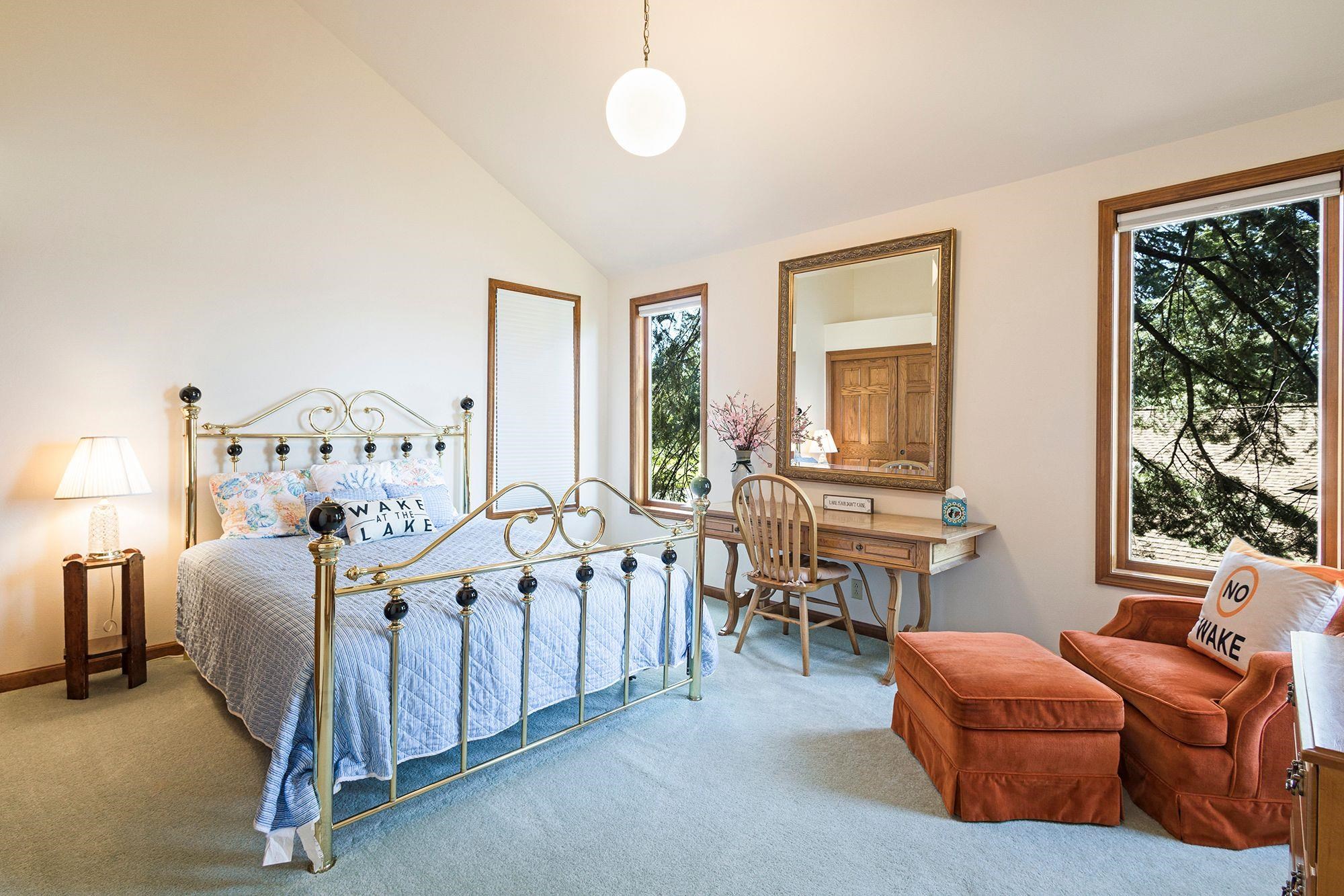 903 Lassen View Drive