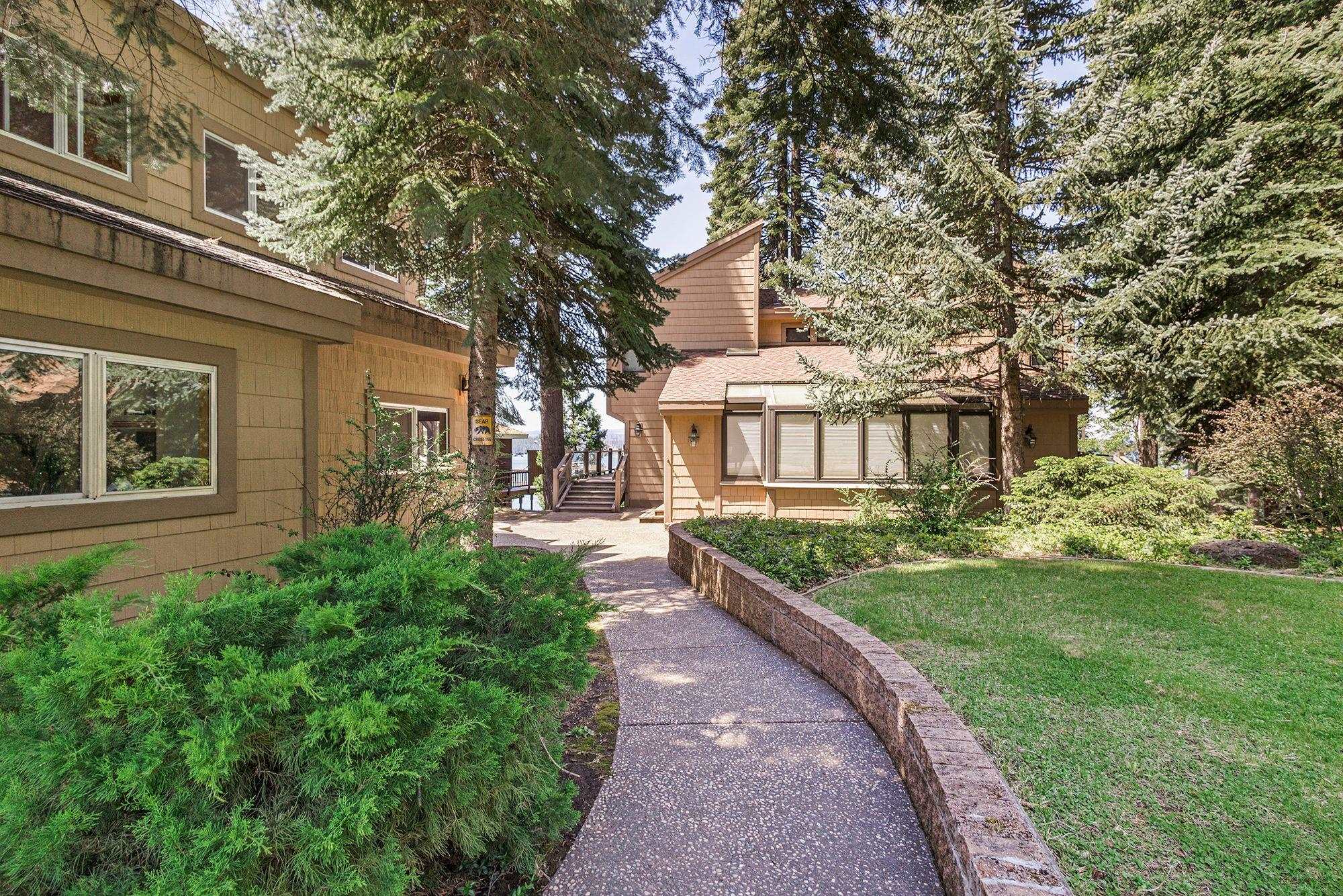 903 Lassen View Drive