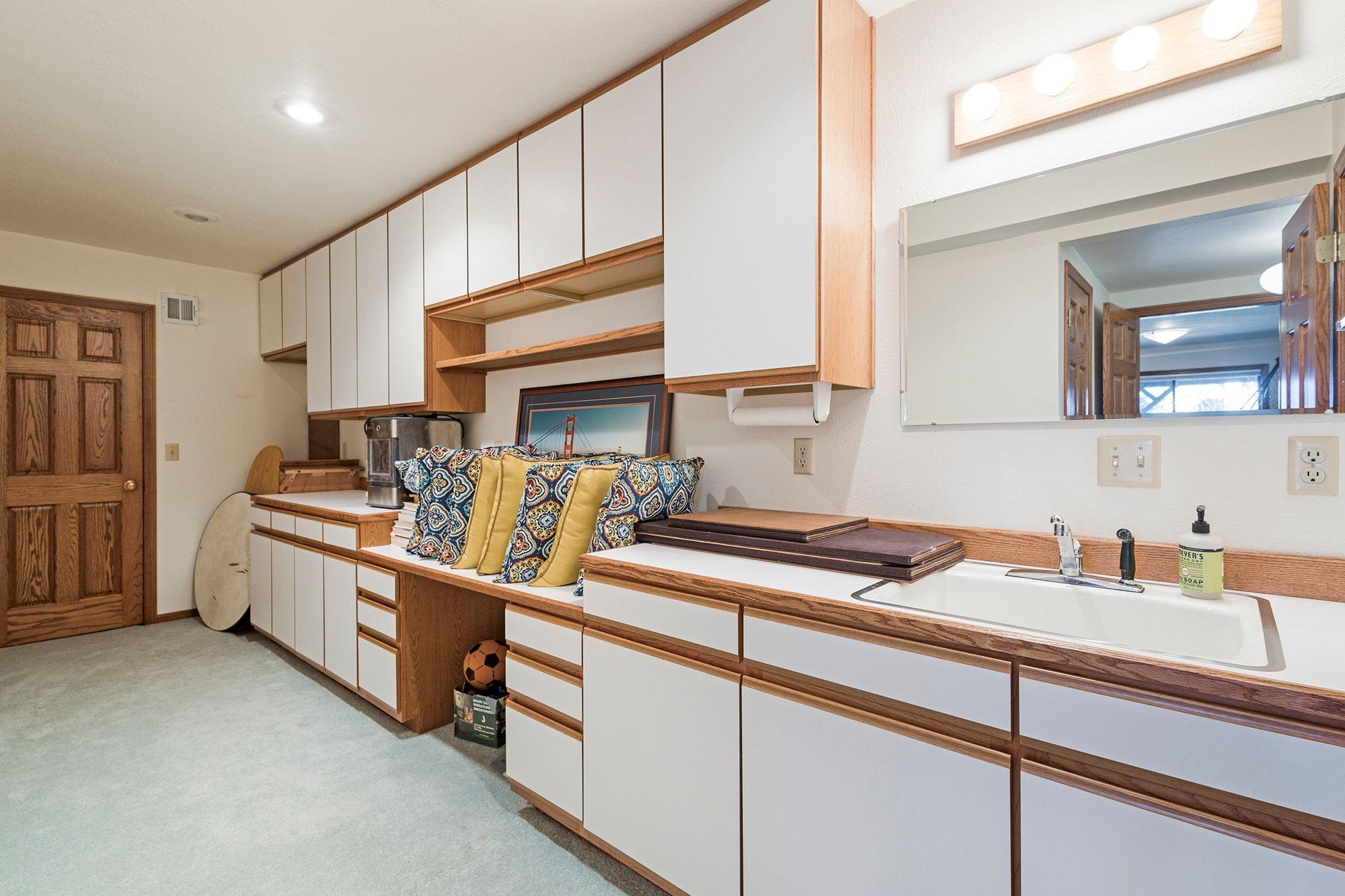 903 Lassen View Drive