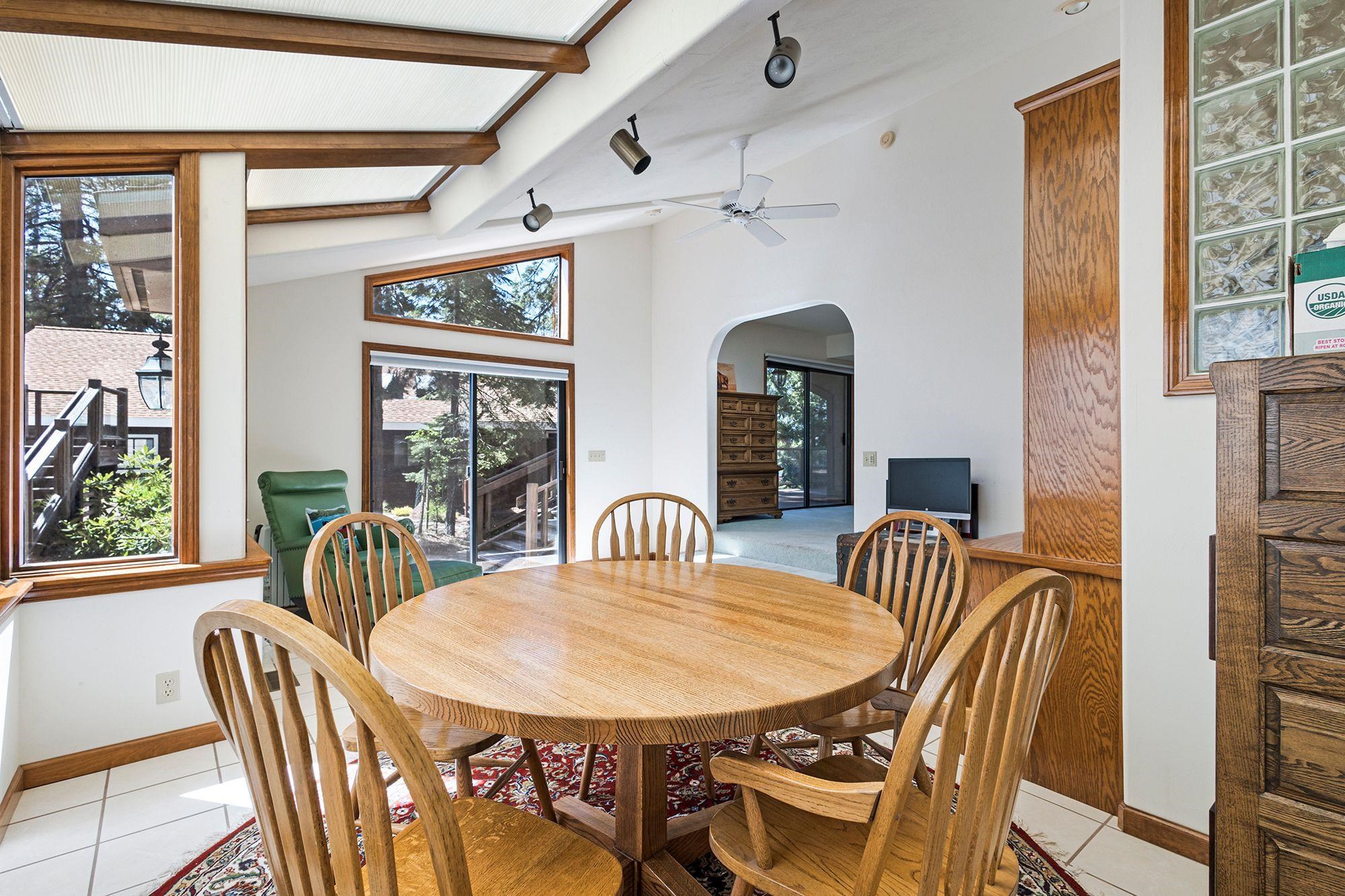 903 Lassen View Drive