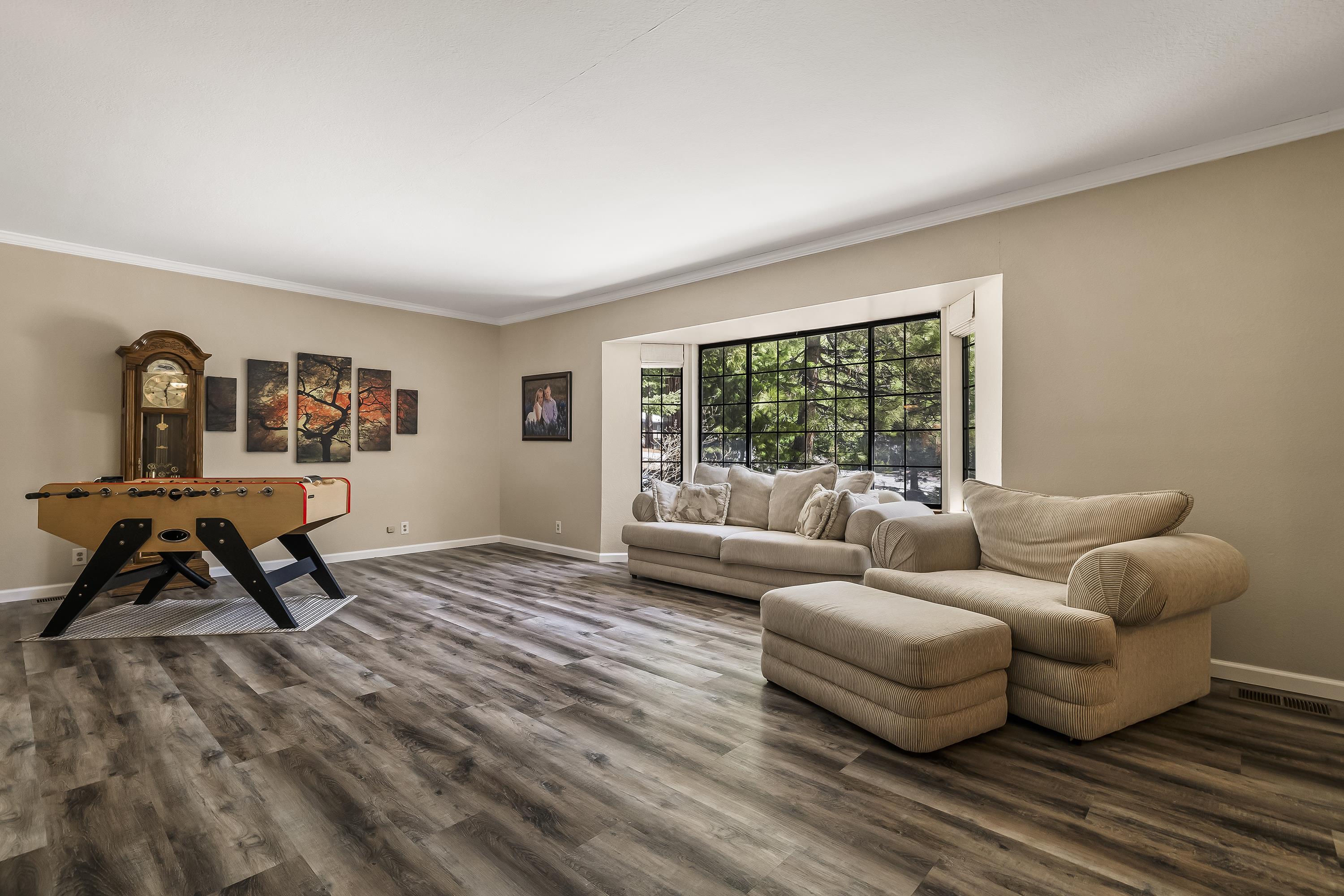 613 Clifford Drive
