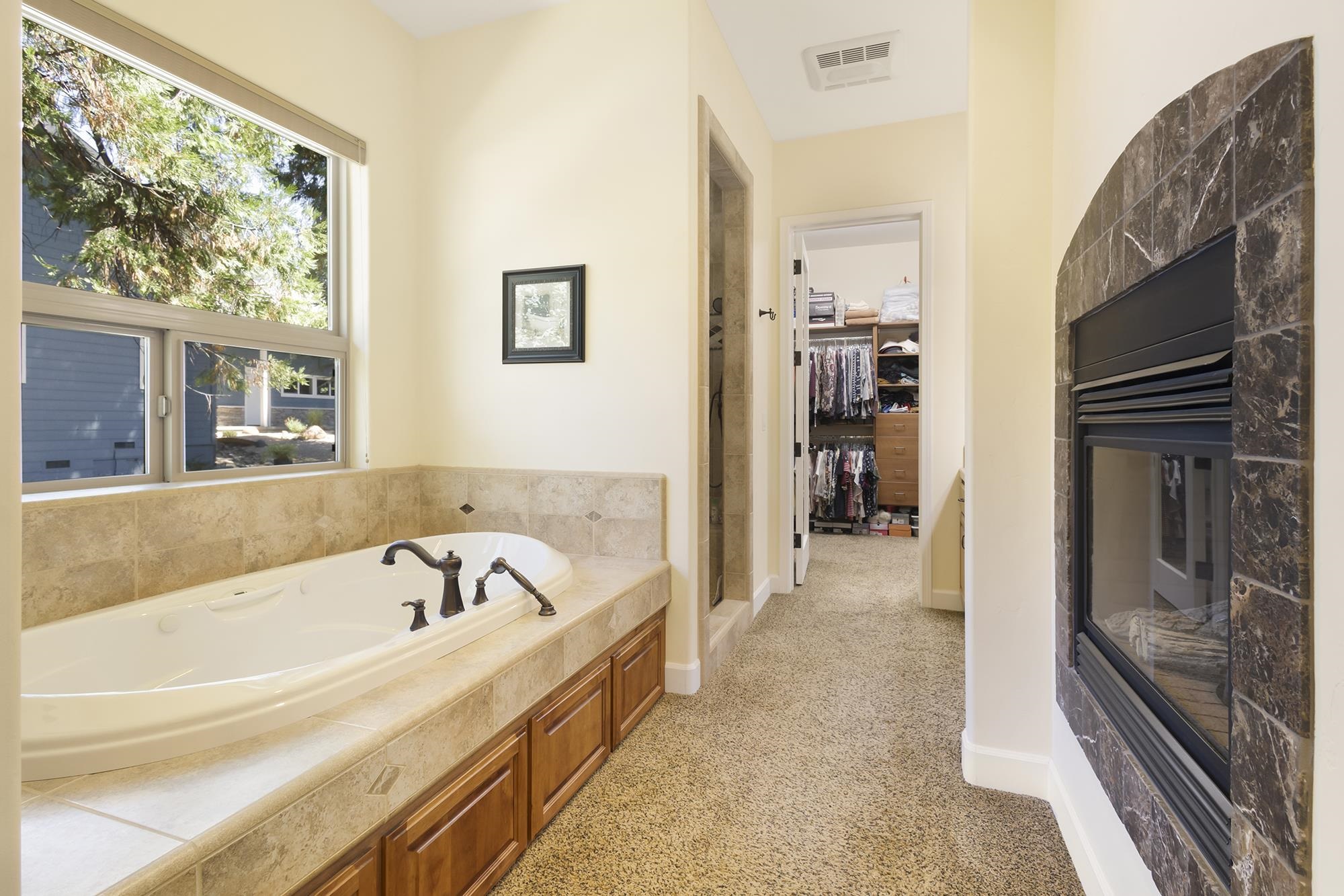 138 Highwood Circle