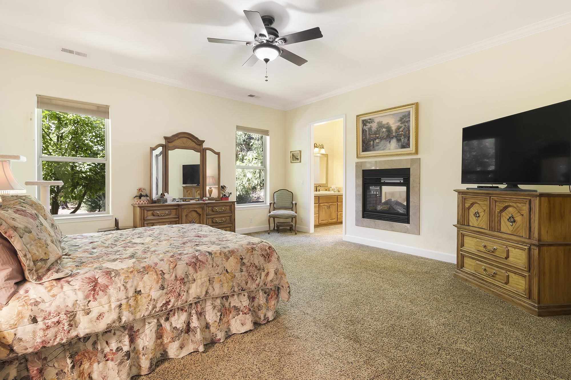 138 Highwood Circle