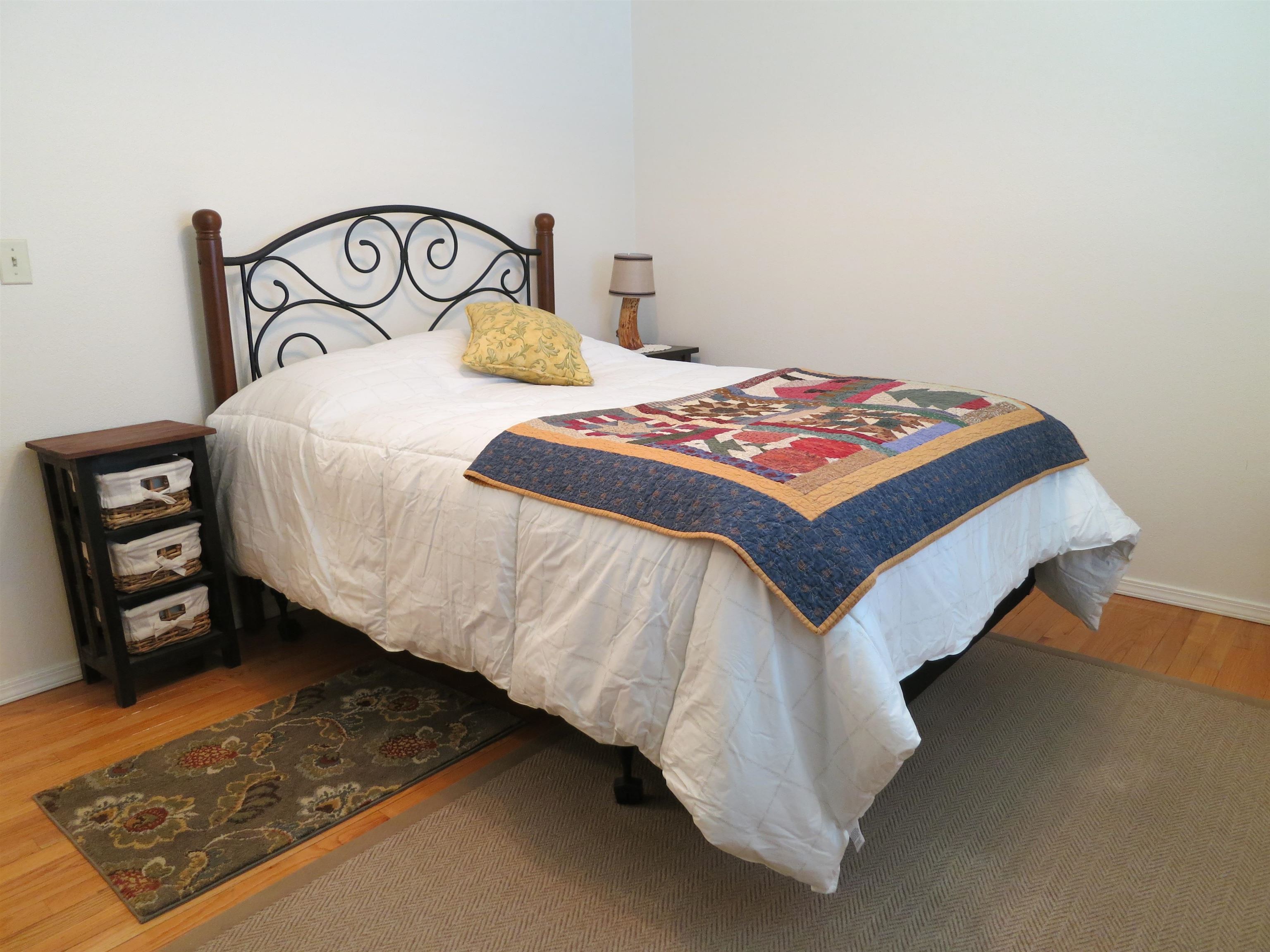 423 Settlers Road